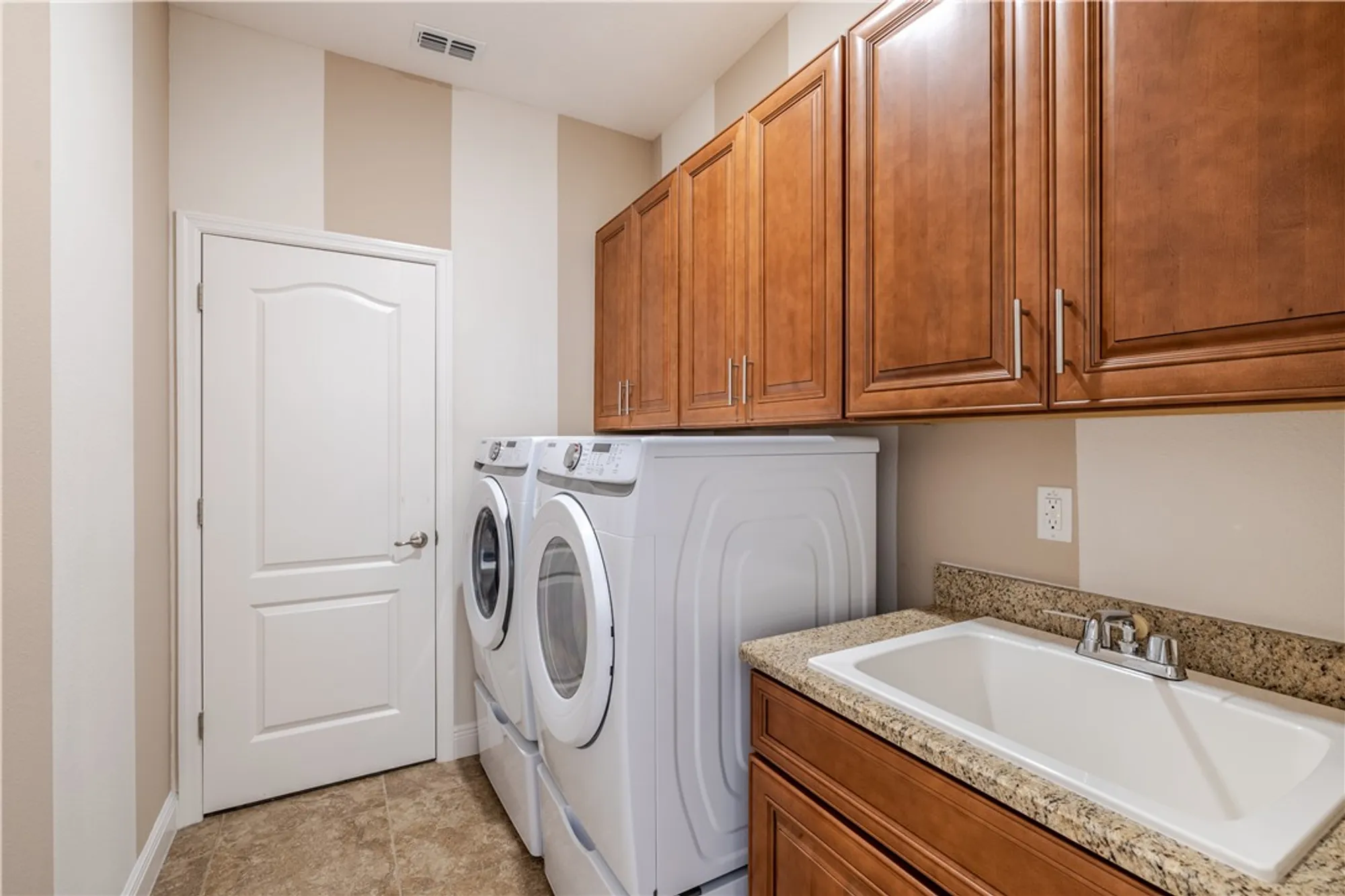 Property Slideshow image 23 of 36 | 5964 long leaf ln, Vero Beach, FL, 32966