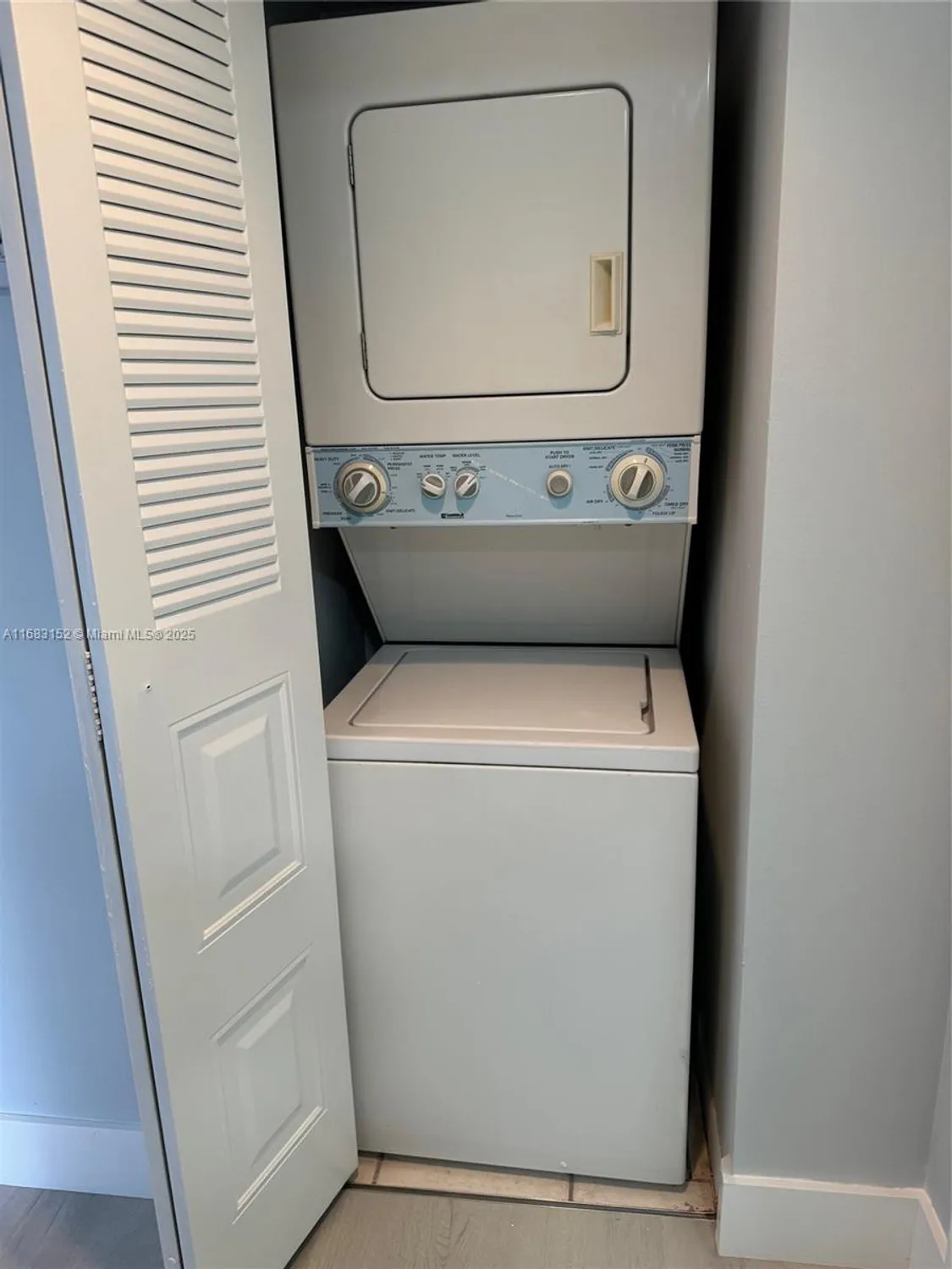 Property Slideshow image 13 of 25 | 12800 sw 7th ct 313g, Pembroke Pines, FL, 33027