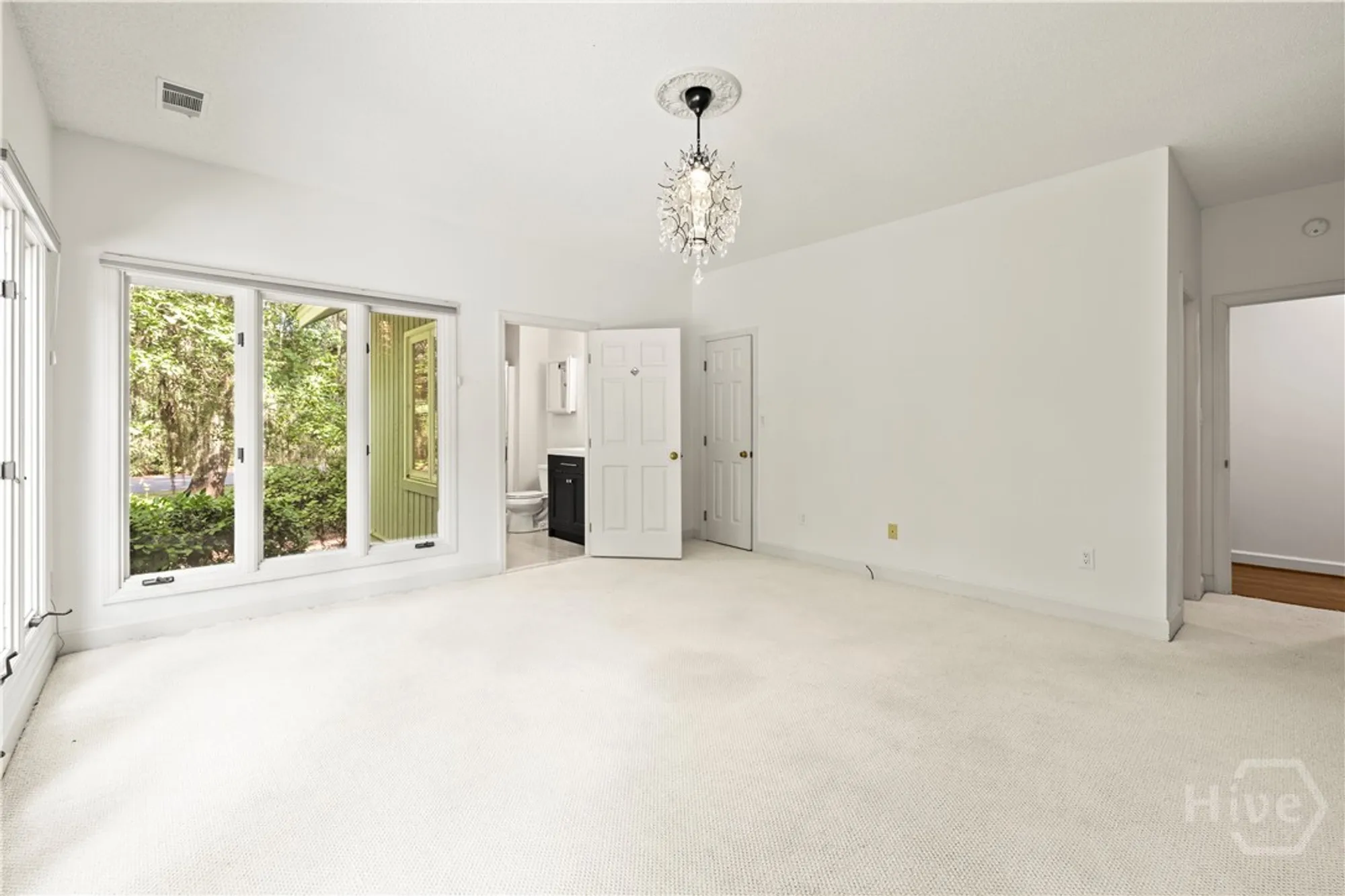Property Slideshow image 23 of 48 | 3 inigo jones ln, Savannah, GA, 31411