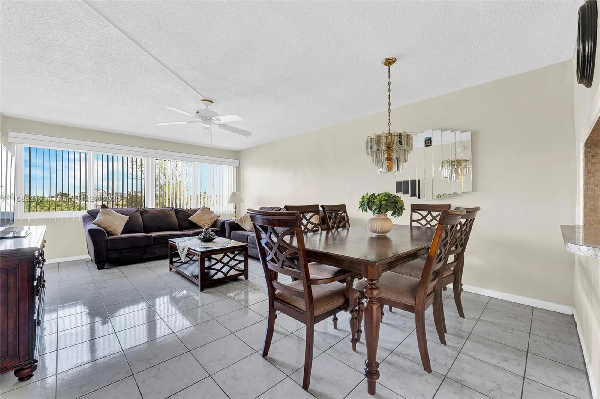 Property Slideshow image 14 of 26 | 330 se 2nd st 303f, Hallandale Beach, FL, 33009
