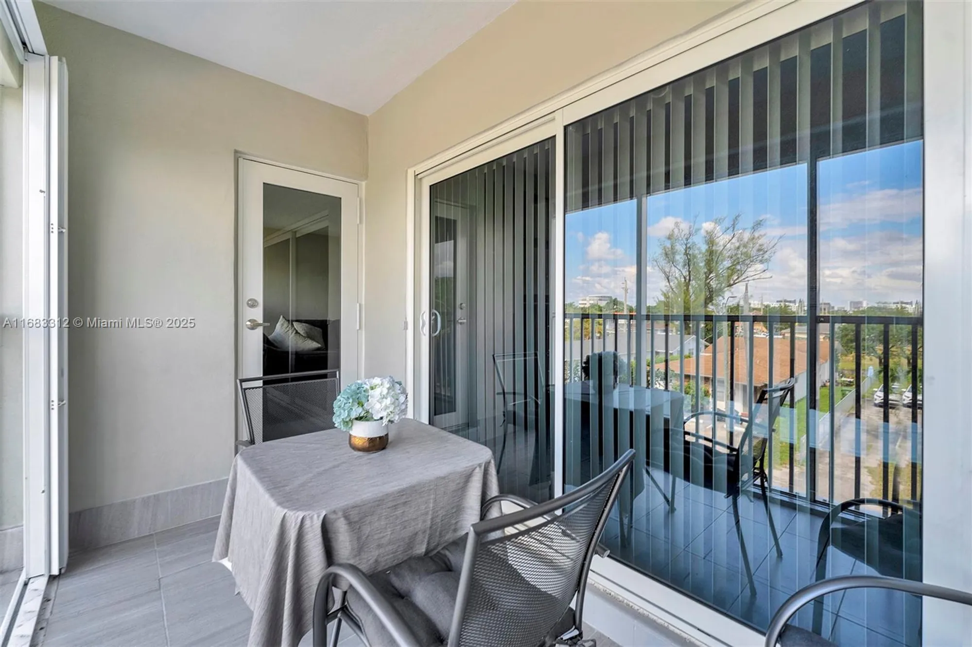 Property Slideshow image 19 of 26 | 330 se 2nd st 303f, Hallandale Beach, FL, 33009