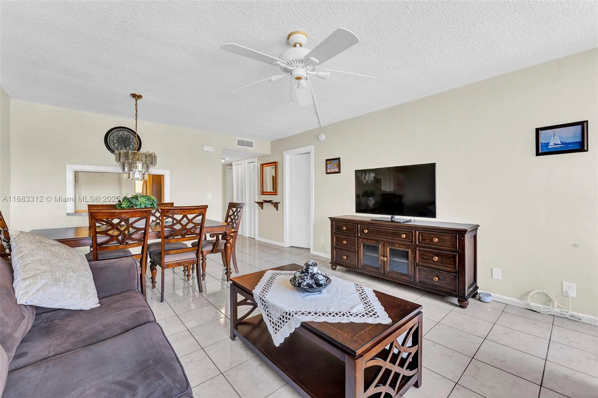 Property Slideshow image 12 of 26 | 330 se 2nd st 303f, Hallandale Beach, FL, 33009