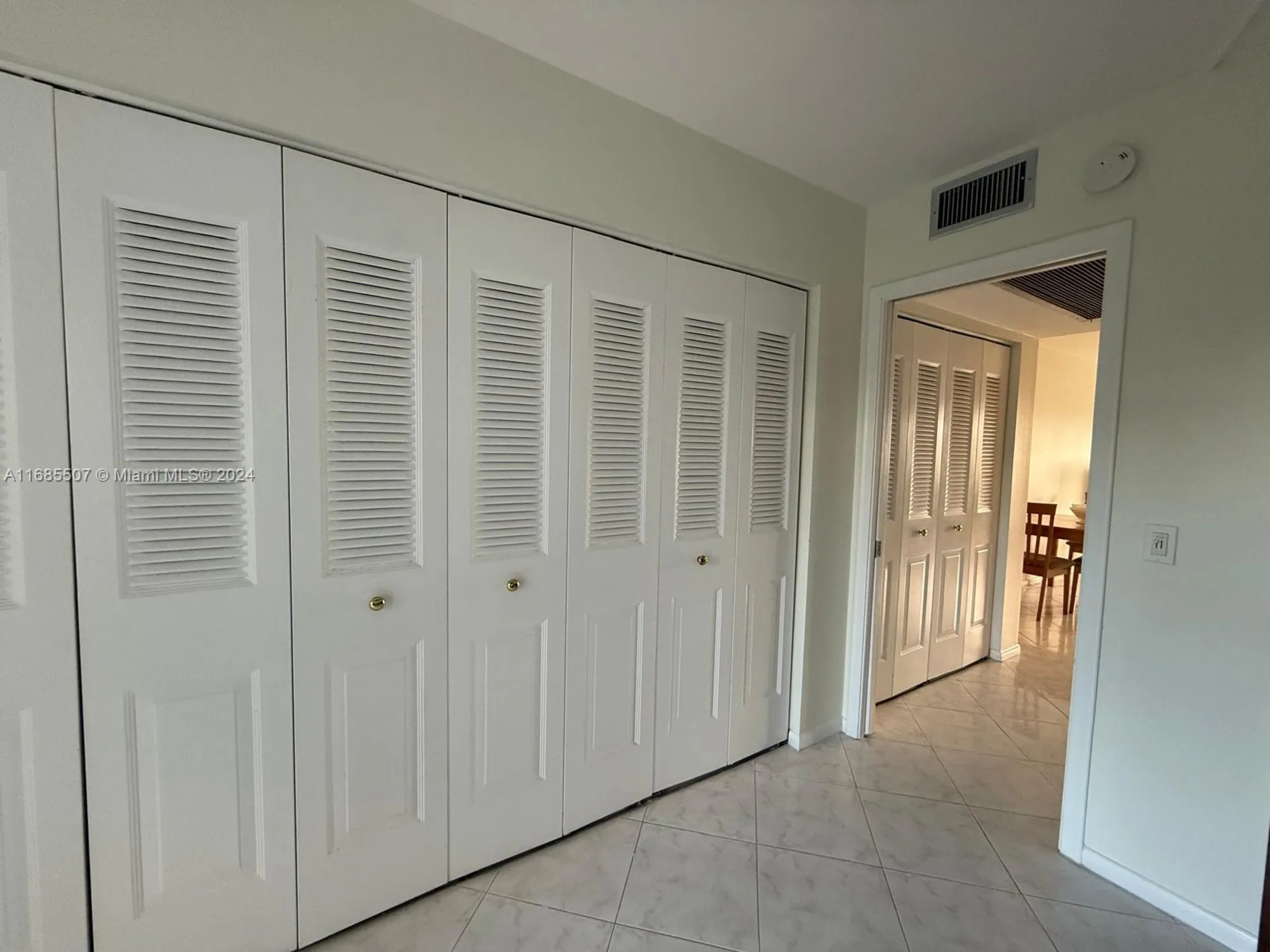 Property Slideshow image 11 of 12 | 313 southampton a # 313, West Palm Beach, FL, 33417