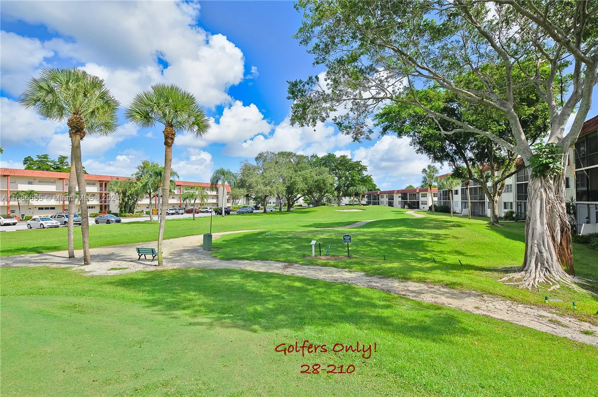 Property Slideshow image 18 of 36 | 671 s hollybrook dr 210, Pembroke Pines, FL, 33025