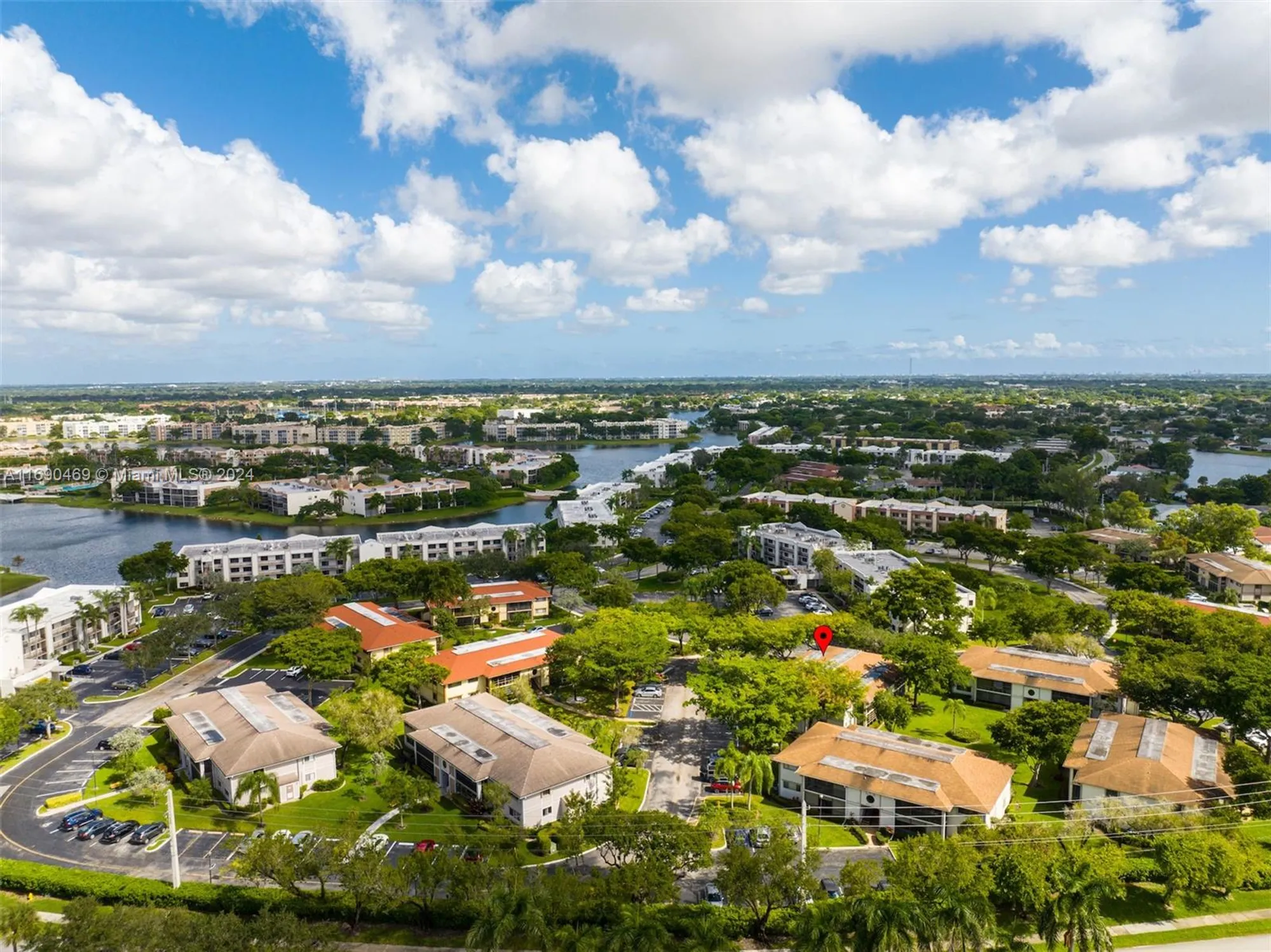 Property Slideshow image 25 of 32 | 10869 w clairmont cir # 209, Tamarac, FL, 33321