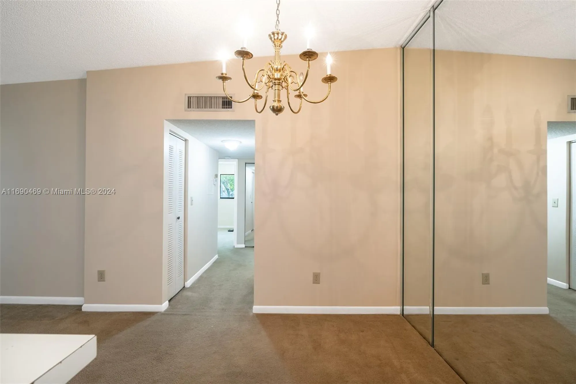 Property Slideshow image 8 of 32 | 10869 w clairmont cir # 209, Tamarac, FL, 33321