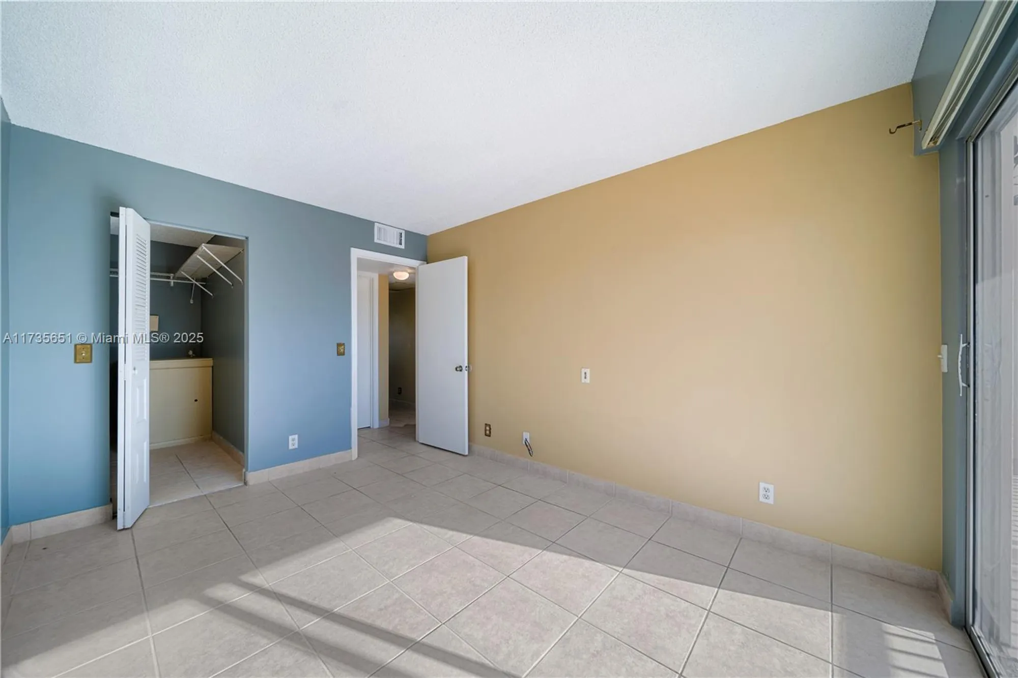 Property Slideshow image 9 of 24 | 13455 sw 3rd st 302s, Pembroke Pines, FL, 33027