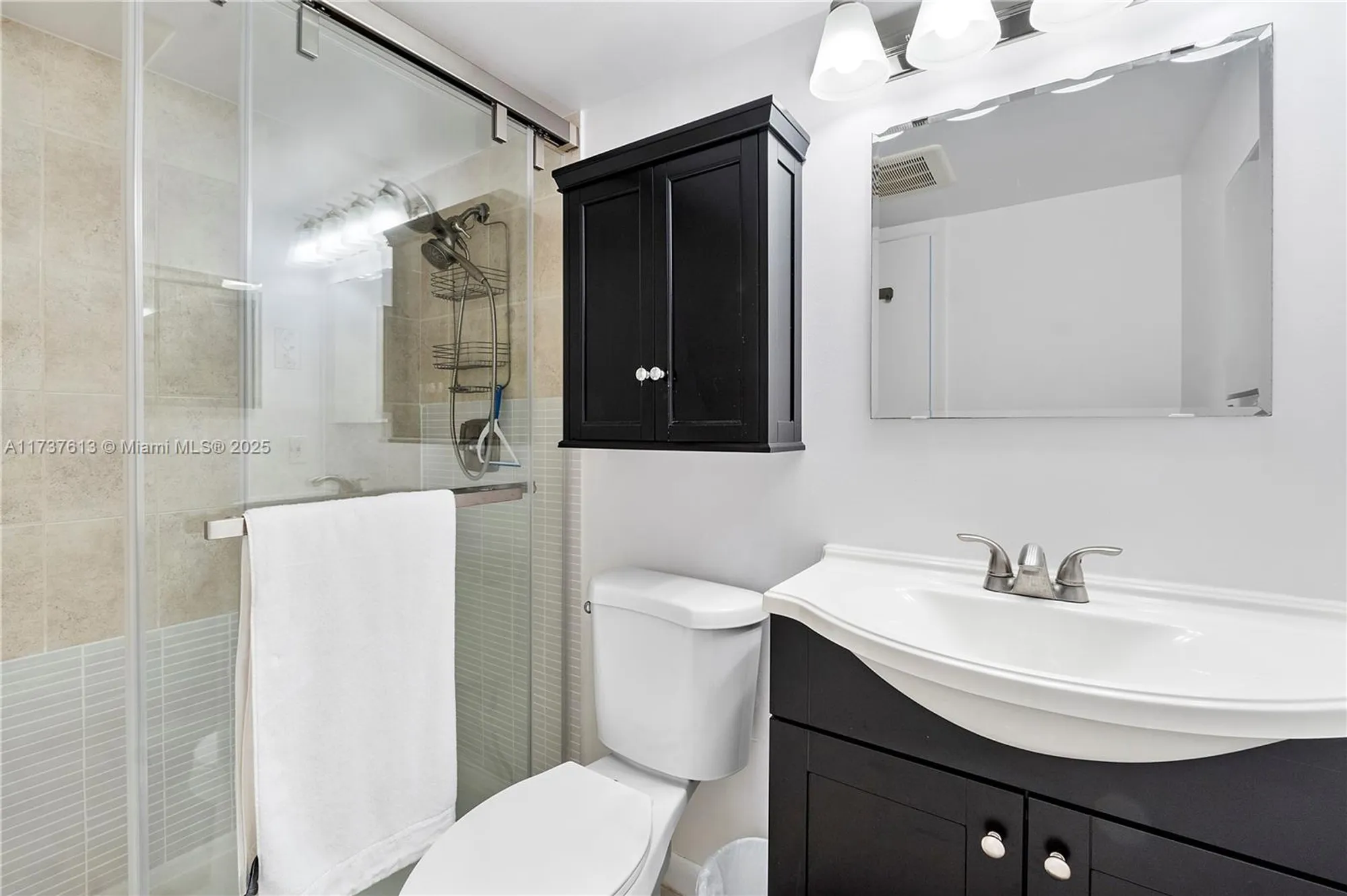 Property Slideshow image 22 of 39 | 143 oakridge j # 143, Deerfield Beach, FL, 33442