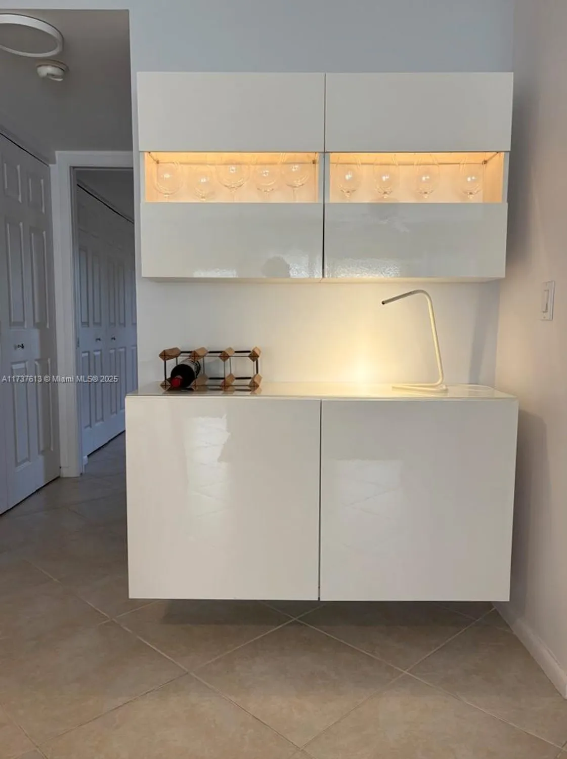 Property Slideshow image 5 of 39 | 143 oakridge j # 143, Deerfield Beach, FL, 33442