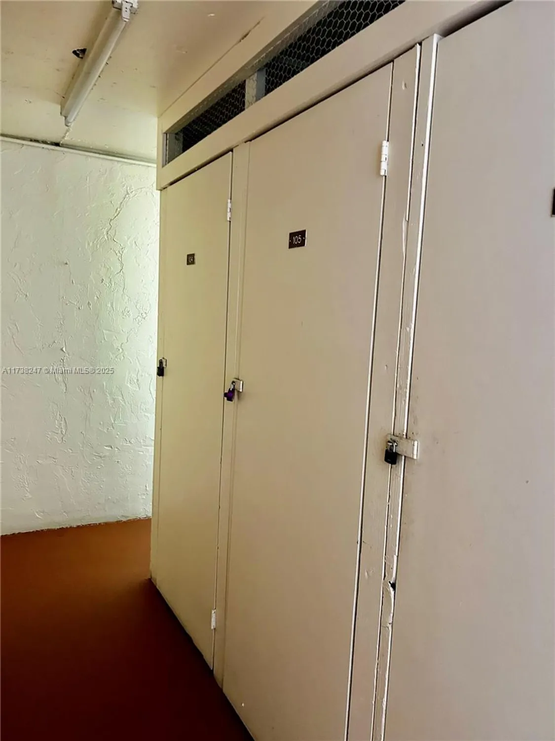 Property Slideshow image 24 of 54 | 411 s hollybrook dr 105, Pembroke Pines, FL, 33025