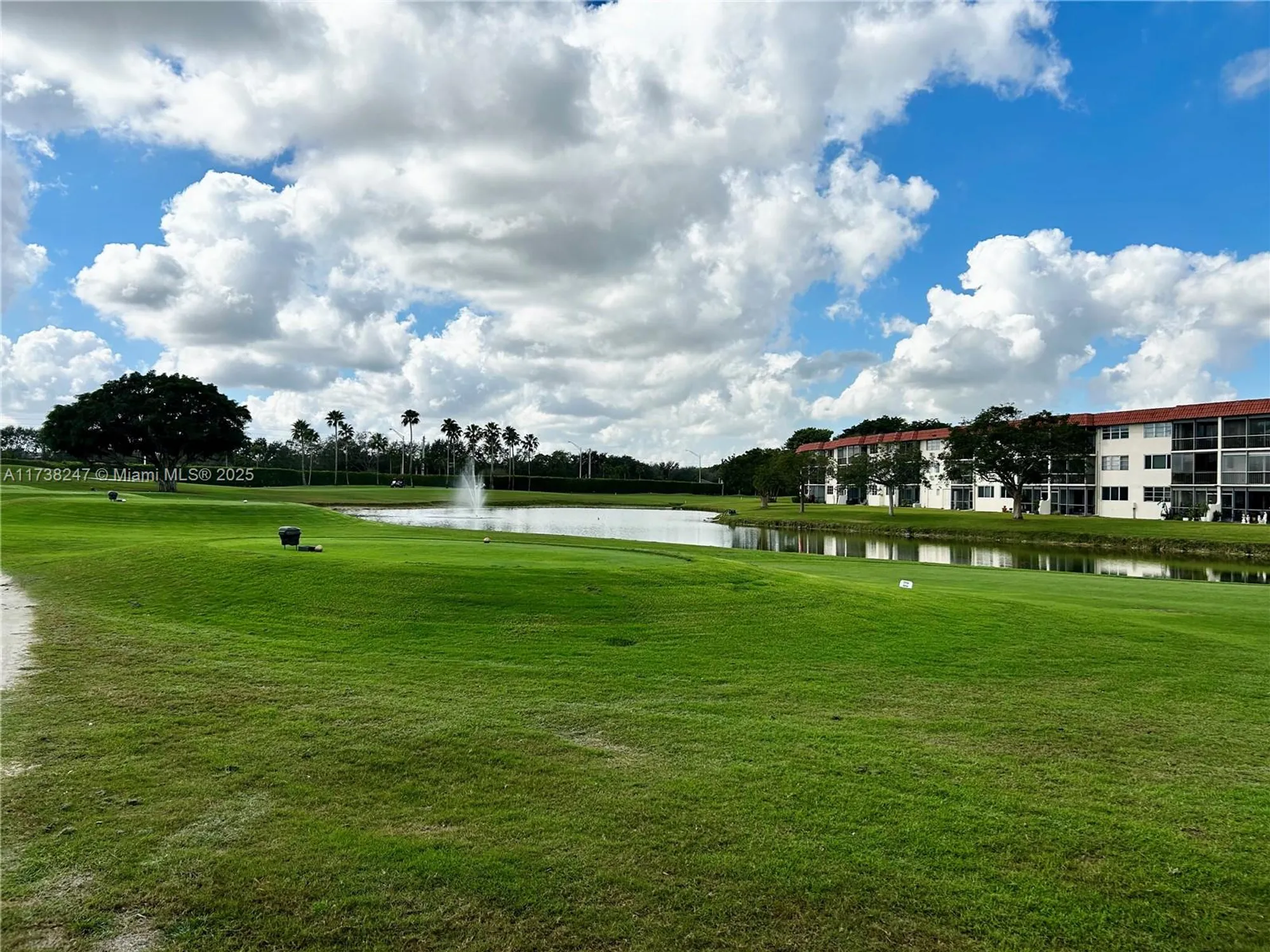 Property Slideshow image 36 of 54 | 411 s hollybrook dr 105, Pembroke Pines, FL, 33025