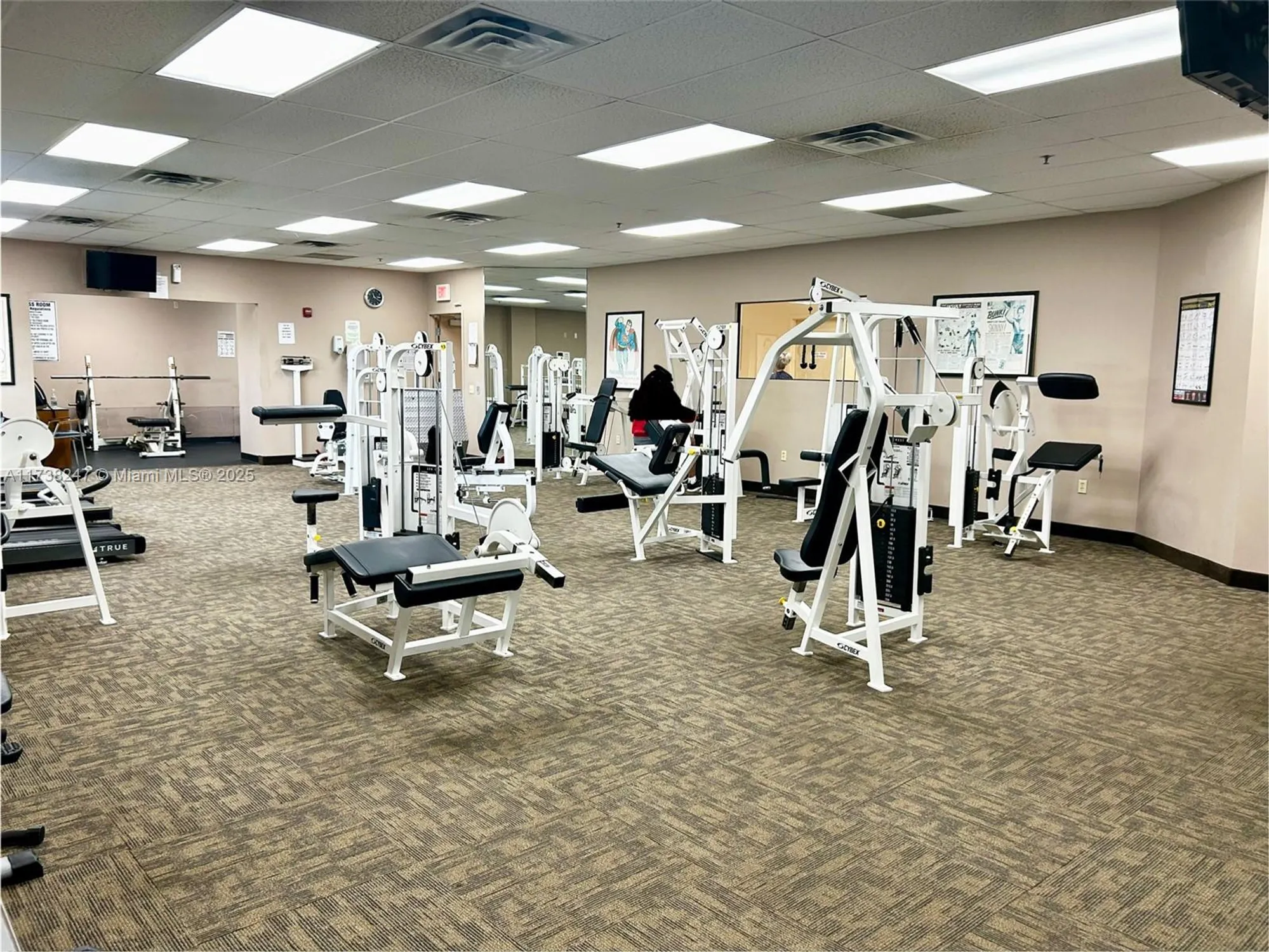 Property Slideshow image 44 of 54 | 411 s hollybrook dr 105, Pembroke Pines, FL, 33025