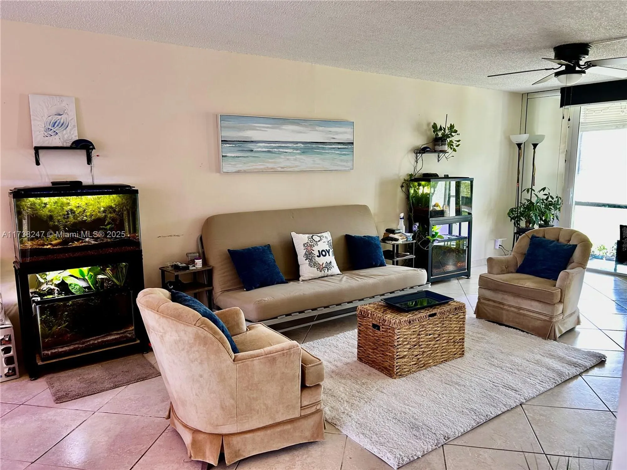 Property Slideshow image 9 of 54 | 411 s hollybrook dr 105, Pembroke Pines, FL, 33025