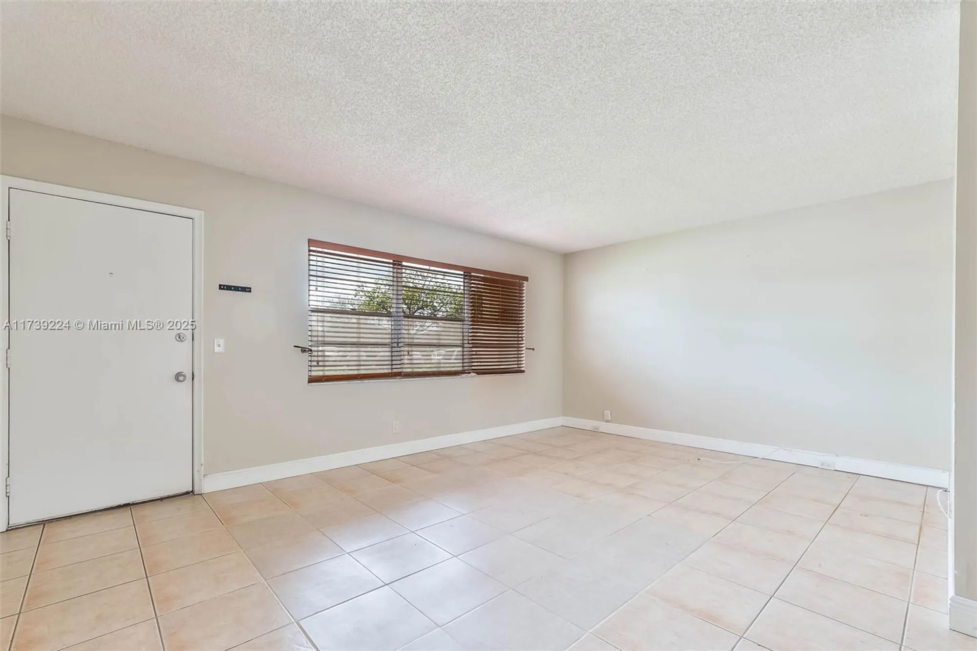 Property Slideshow image 12 of 22 | 13355 sw 9th ct 104h, Pembroke Pines, FL, 33027