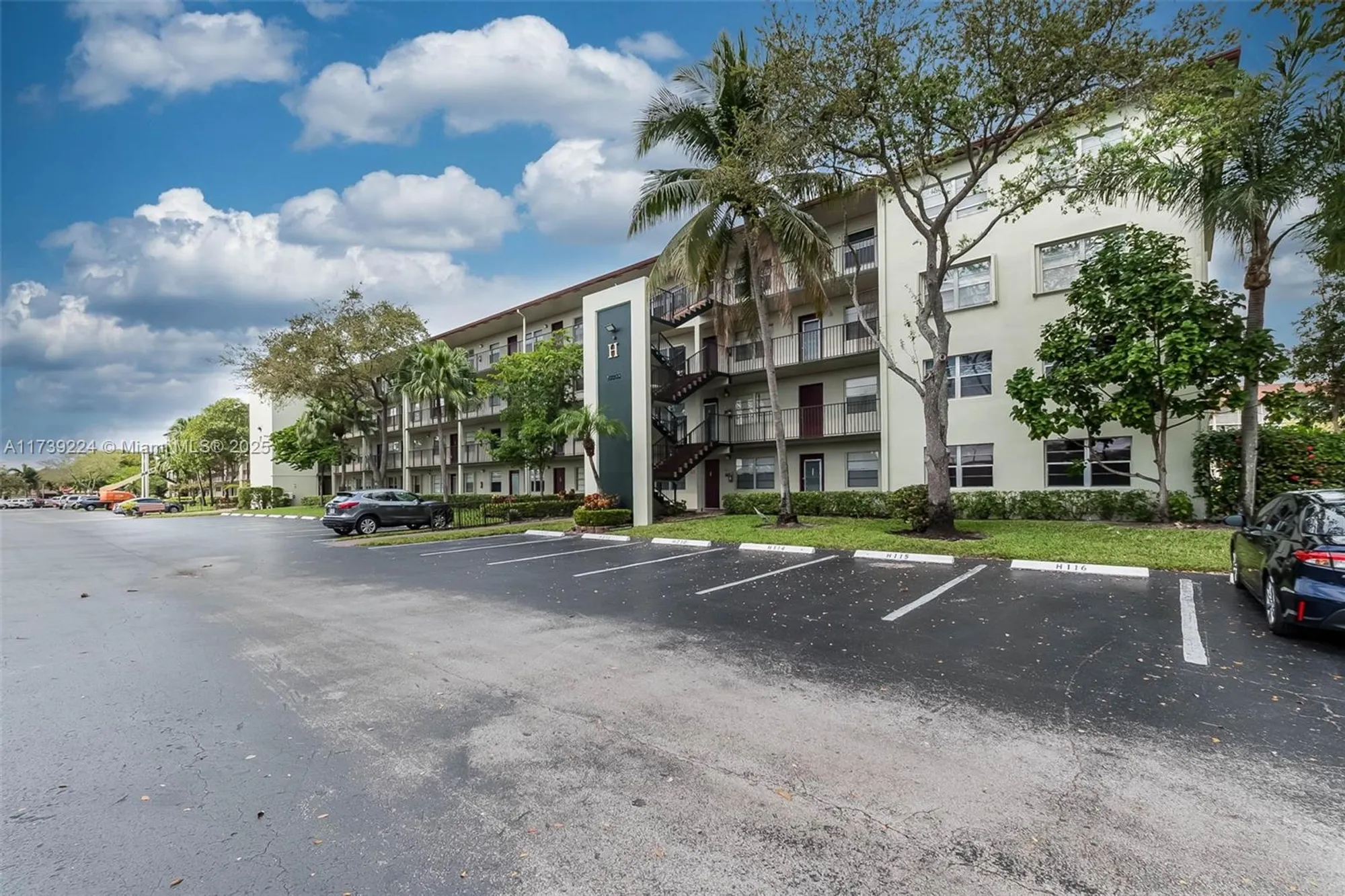 Property Slideshow image 22 of 22 | 13355 sw 9th ct 104h, Pembroke Pines, FL, 33027
