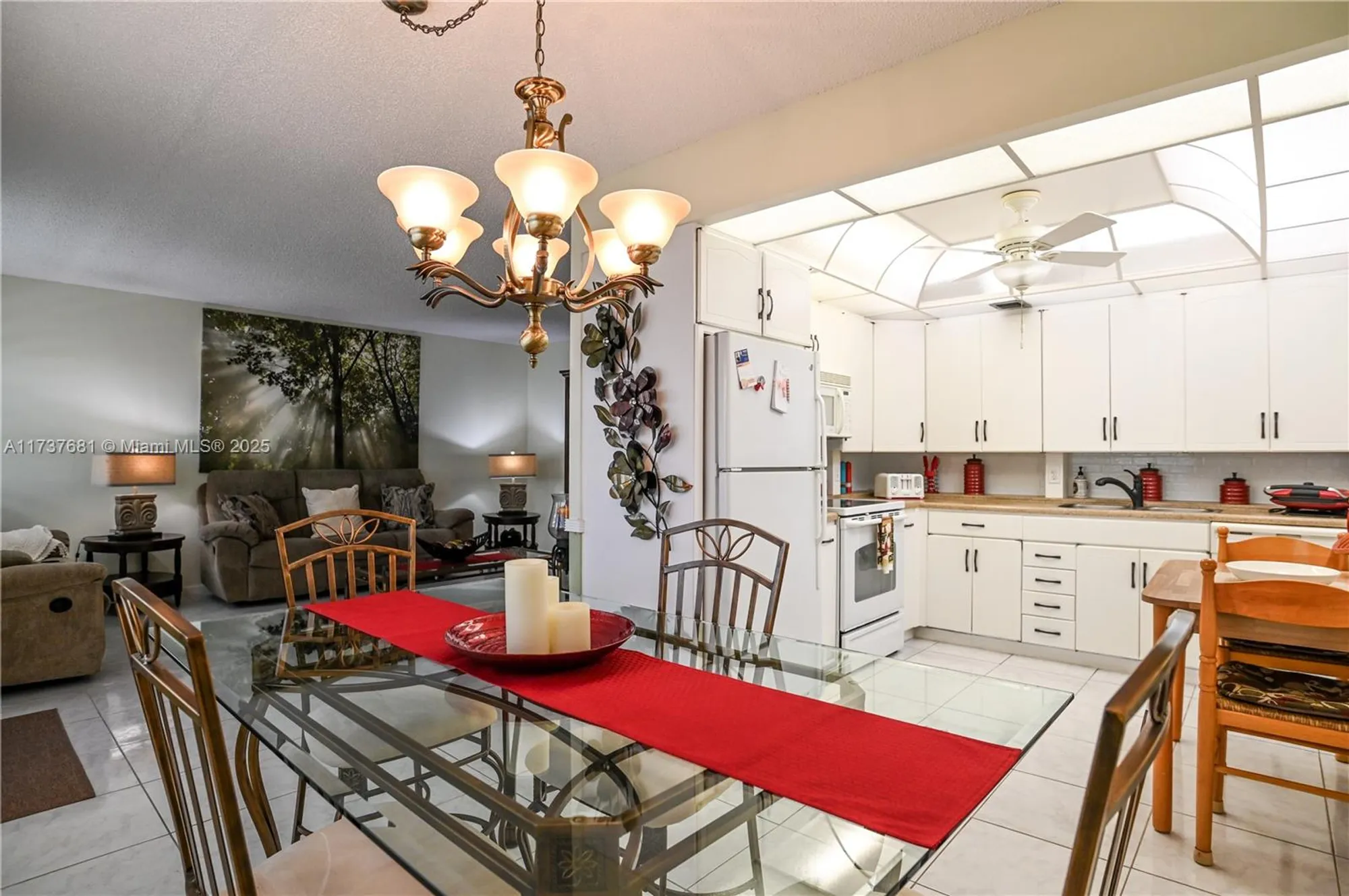 Property Slideshow image 12 of 63 | 4110 oakridge v # 4110, Deerfield Beach, FL, 33442