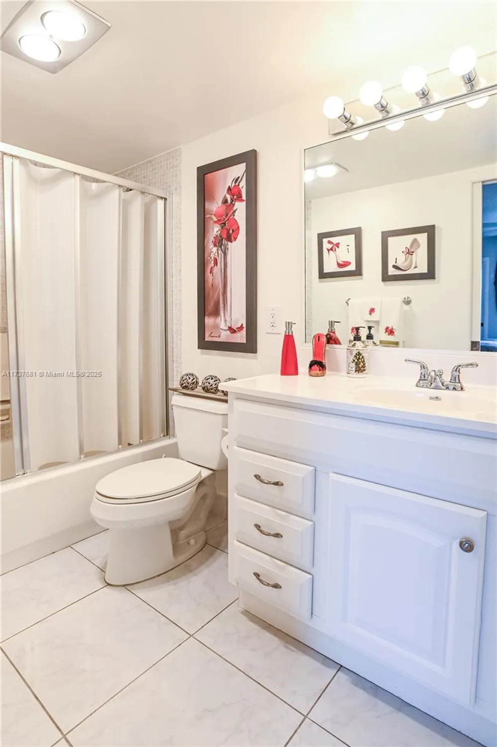 Property Slideshow image 23 of 63 | 4110 oakridge v # 4110, Deerfield Beach, FL, 33442