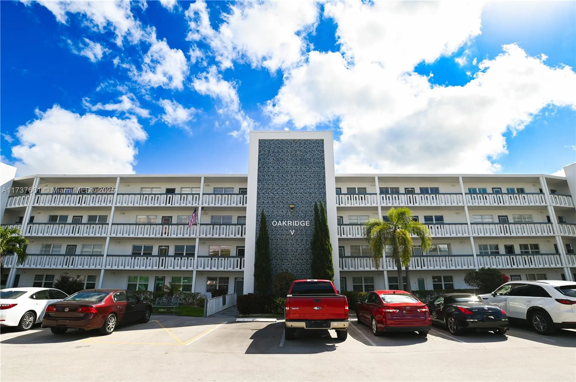 Property Slideshow image 48 of 63 | 4110 oakridge v # 4110, Deerfield Beach, FL, 33442