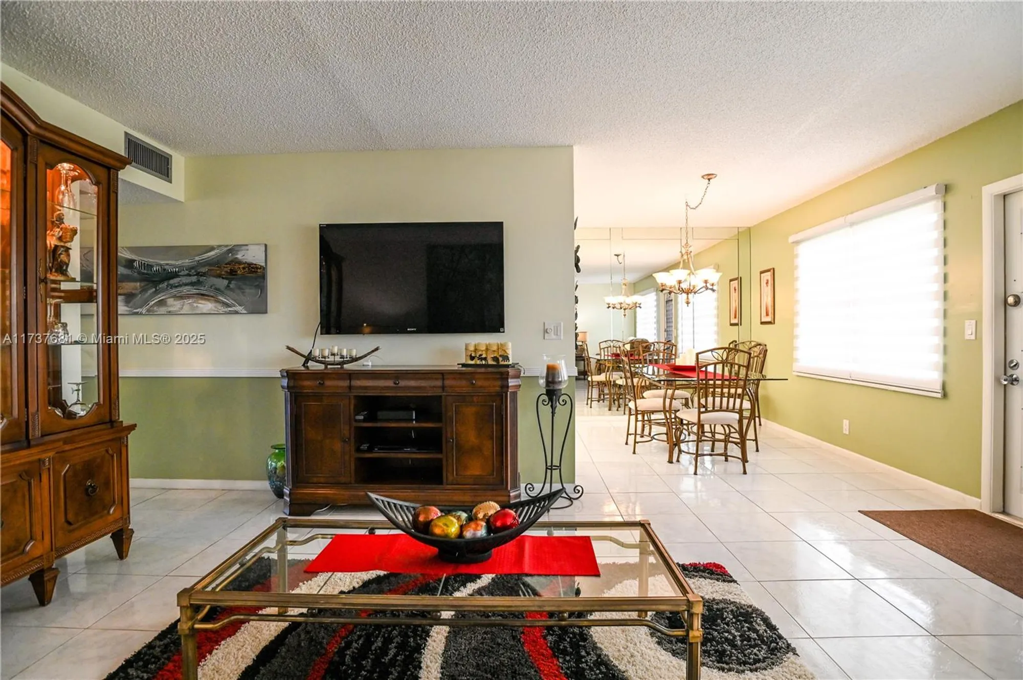 Property Slideshow image 5 of 63 | 4110 oakridge v # 4110, Deerfield Beach, FL, 33442