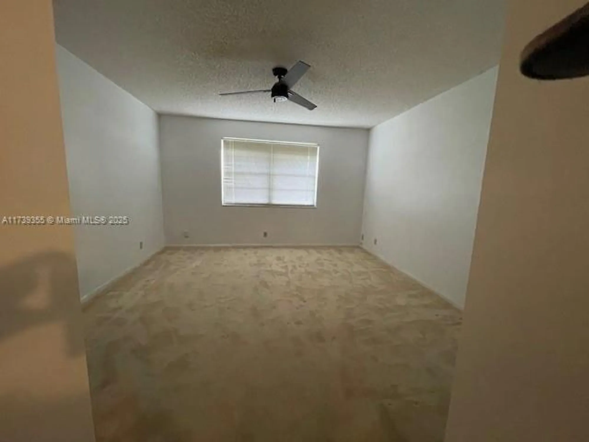 Property Slideshow image 9 of 17 | 6080 n sabal palm blvd 103, Tamarac, FL, 33319