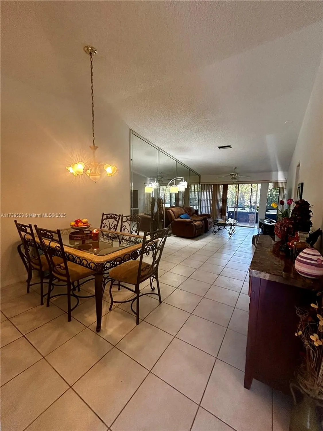 Property Slideshow image 10 of 25 | 18567 egret way # 18567, Boca Raton, FL, 33496