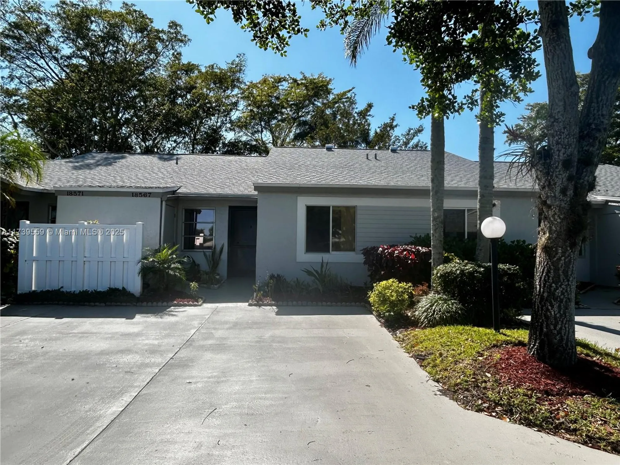 Property Slideshow image 2 of 25 | 18567 egret way # 18567, Boca Raton, FL, 33496