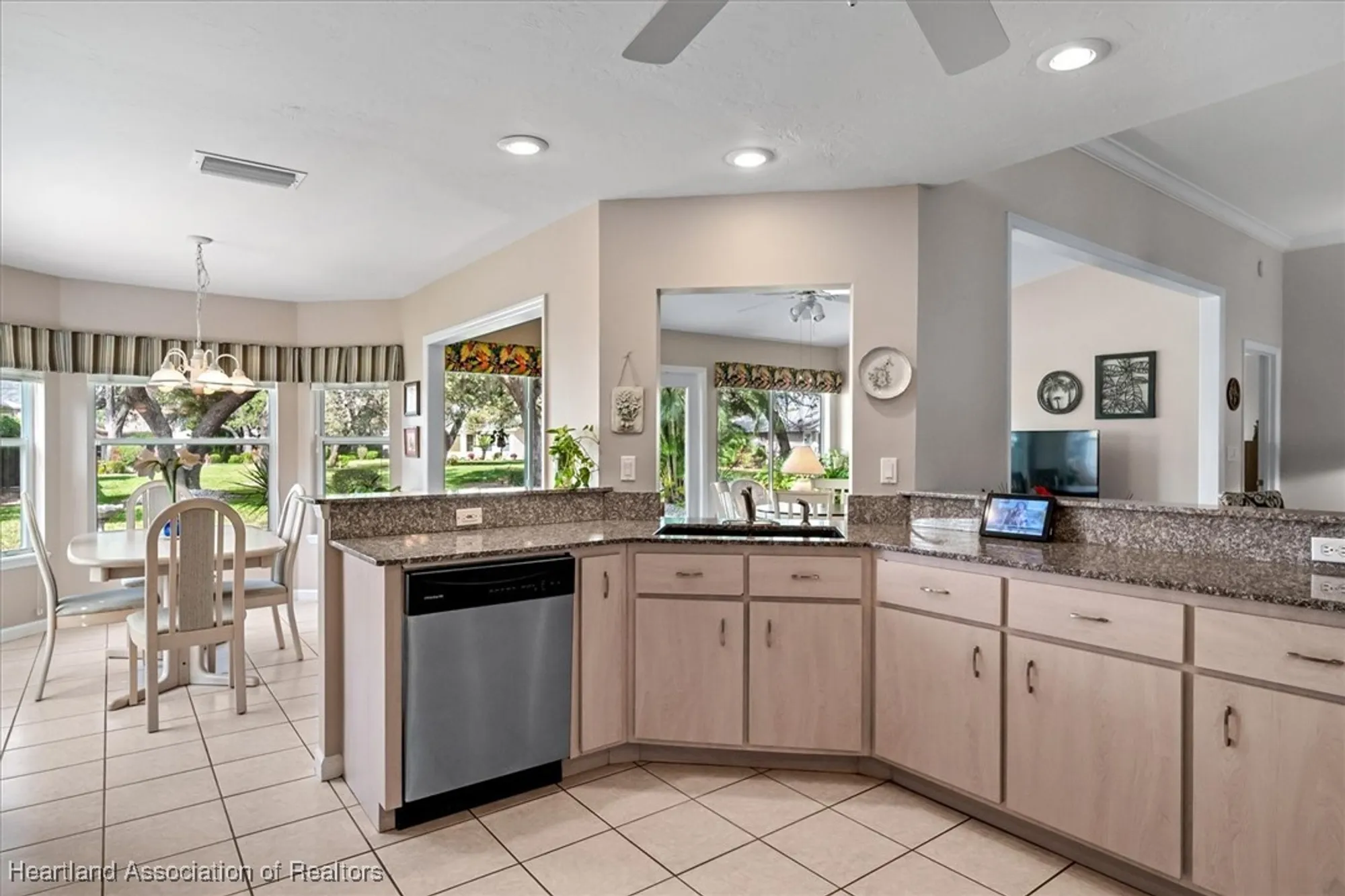 Property Slideshow image 17 of 50 | 3120 s prestwick dr, Avon Park, FL, 33825