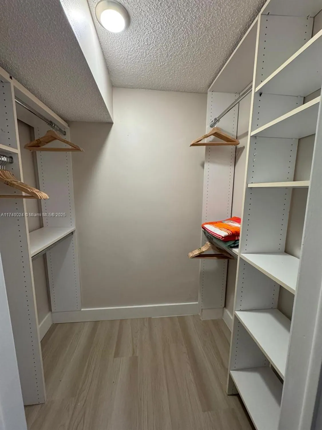 Property Slideshow image 16 of 24 | 9200 n hollybrook lake dr 208, Pembroke Pines, FL, 33025