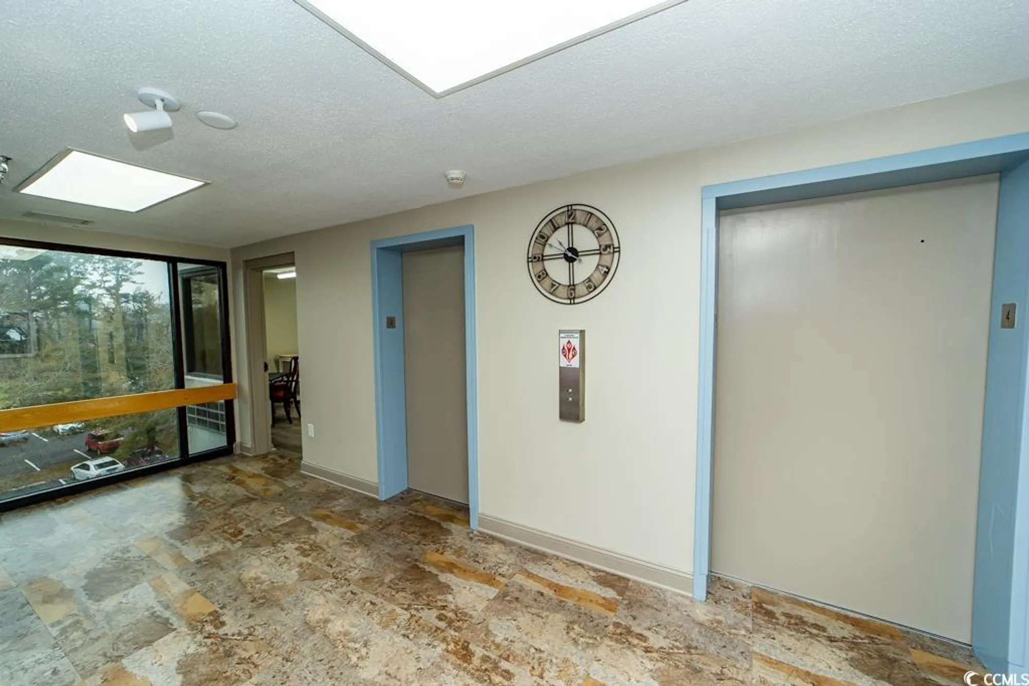 Property Slideshow image 18 of 25 | 5001 little river rd e-407, Myrtle Beach, SC, 29577