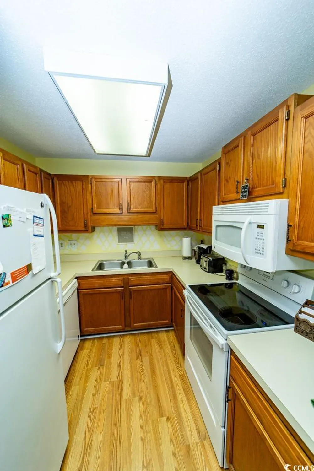 Property Slideshow image 13 of 25 | 5001 little river rd e-407, Myrtle Beach, SC, 29577