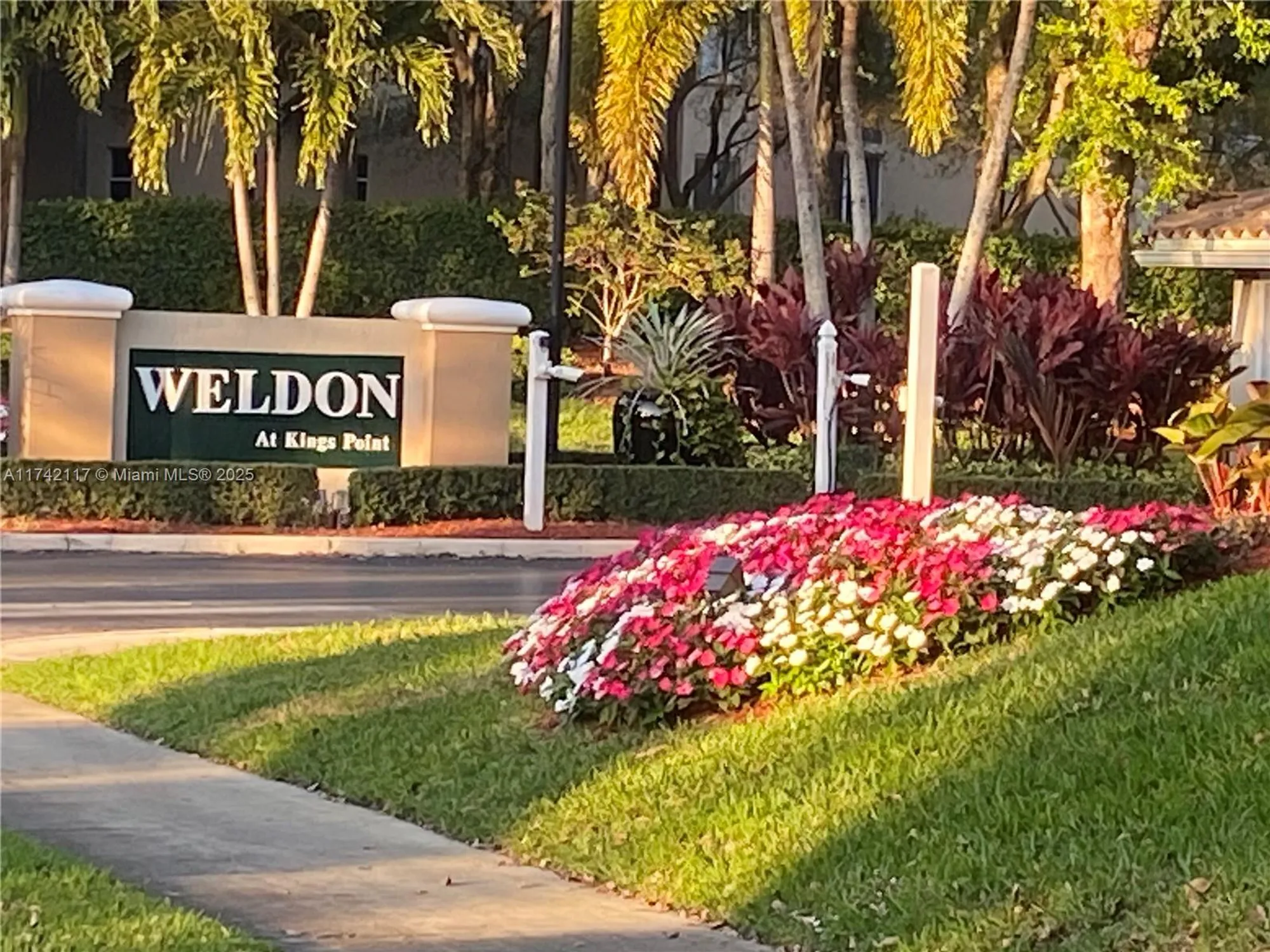 Property Slideshow image 1 of 42 | 9551 weldon cir apt e314, Fort Lauderdale, FL, 33321