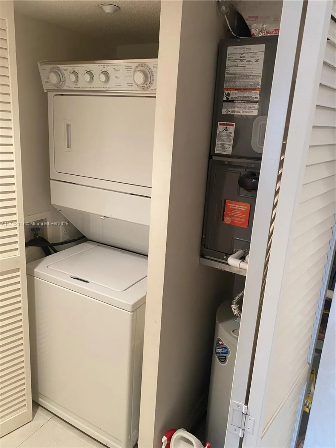 Property Slideshow image 10 of 42 | 9551 weldon cir apt e314, Fort Lauderdale, FL, 33321