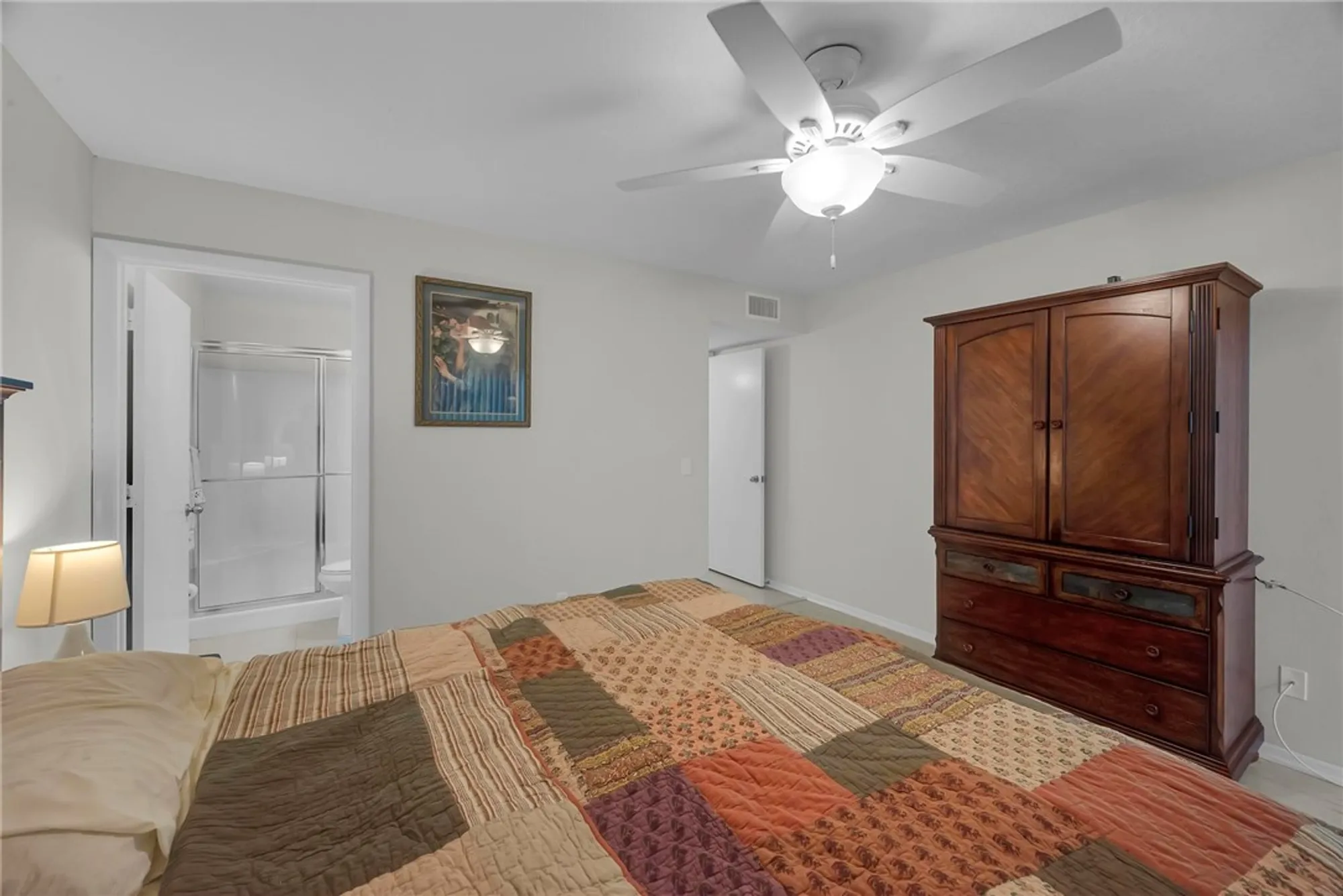 Property Slideshow image 10 of 31 | 4 vista gardens trl apt 107, Vero Beach, FL, 32962