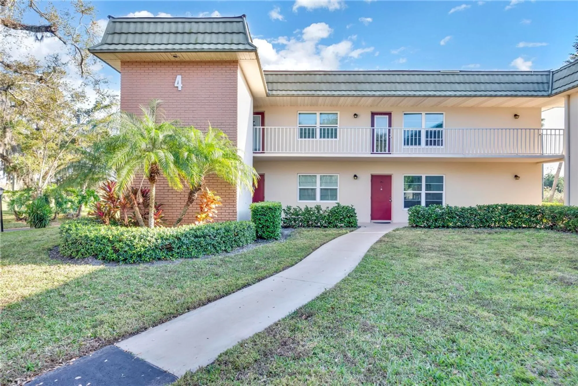 Property Slideshow image 2 of 31 | 4 vista gardens trl apt 107, Vero Beach, FL, 32962