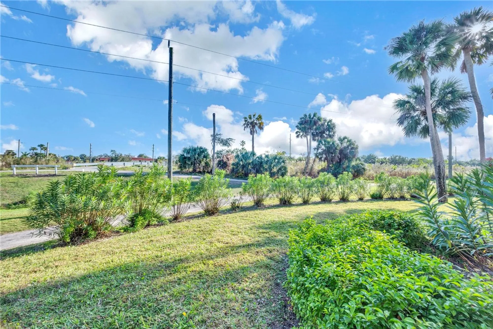 Property Slideshow image 6 of 31 | 4 vista gardens trl apt 107, Vero Beach, FL, 32962