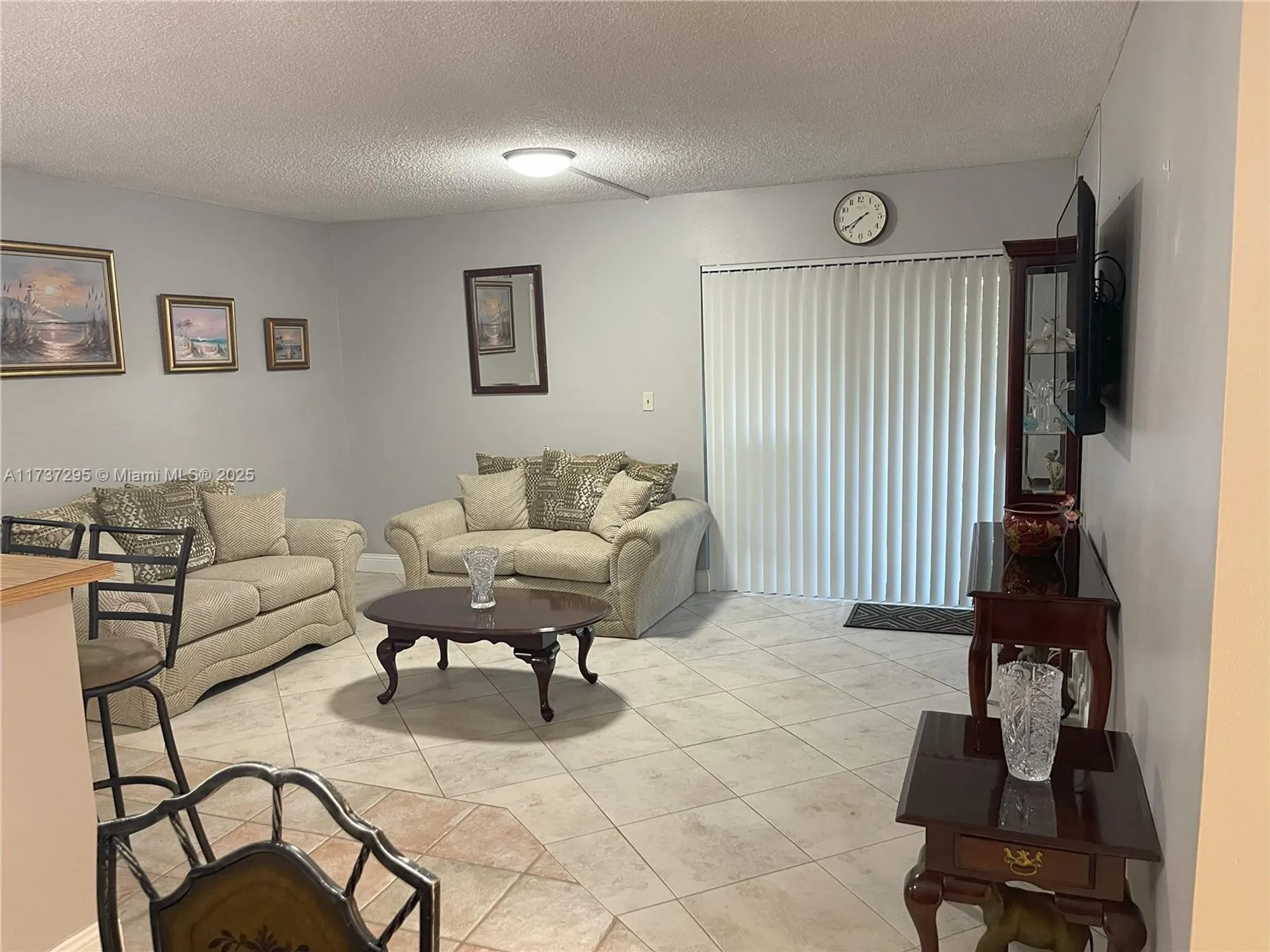 Property Slideshow image 10 of 40 | 9668 s belfort cir # 101, Tamarac, FL, 33321