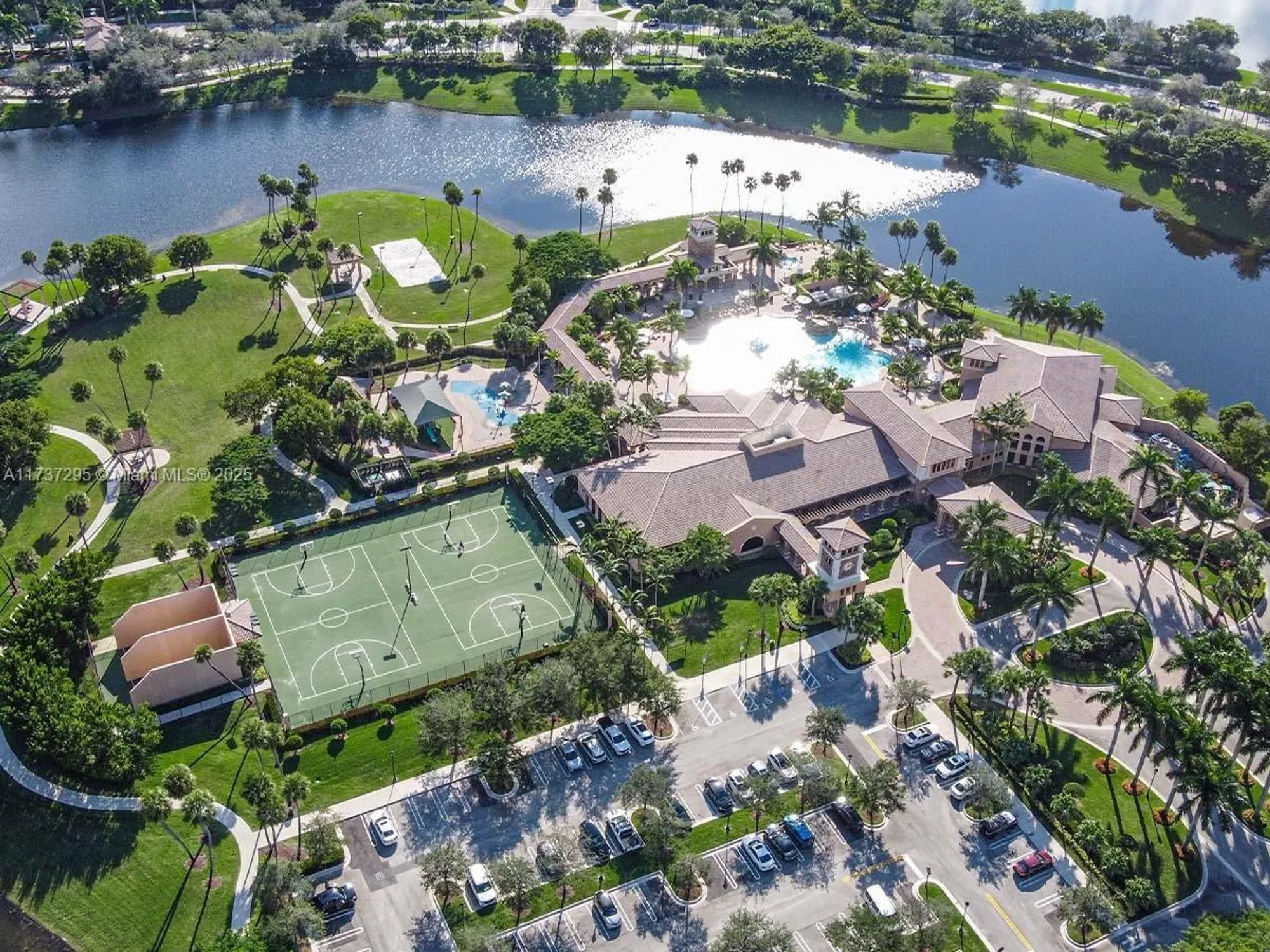 Property Slideshow image 35 of 40 | 9668 s belfort cir # 101, Tamarac, FL, 33321