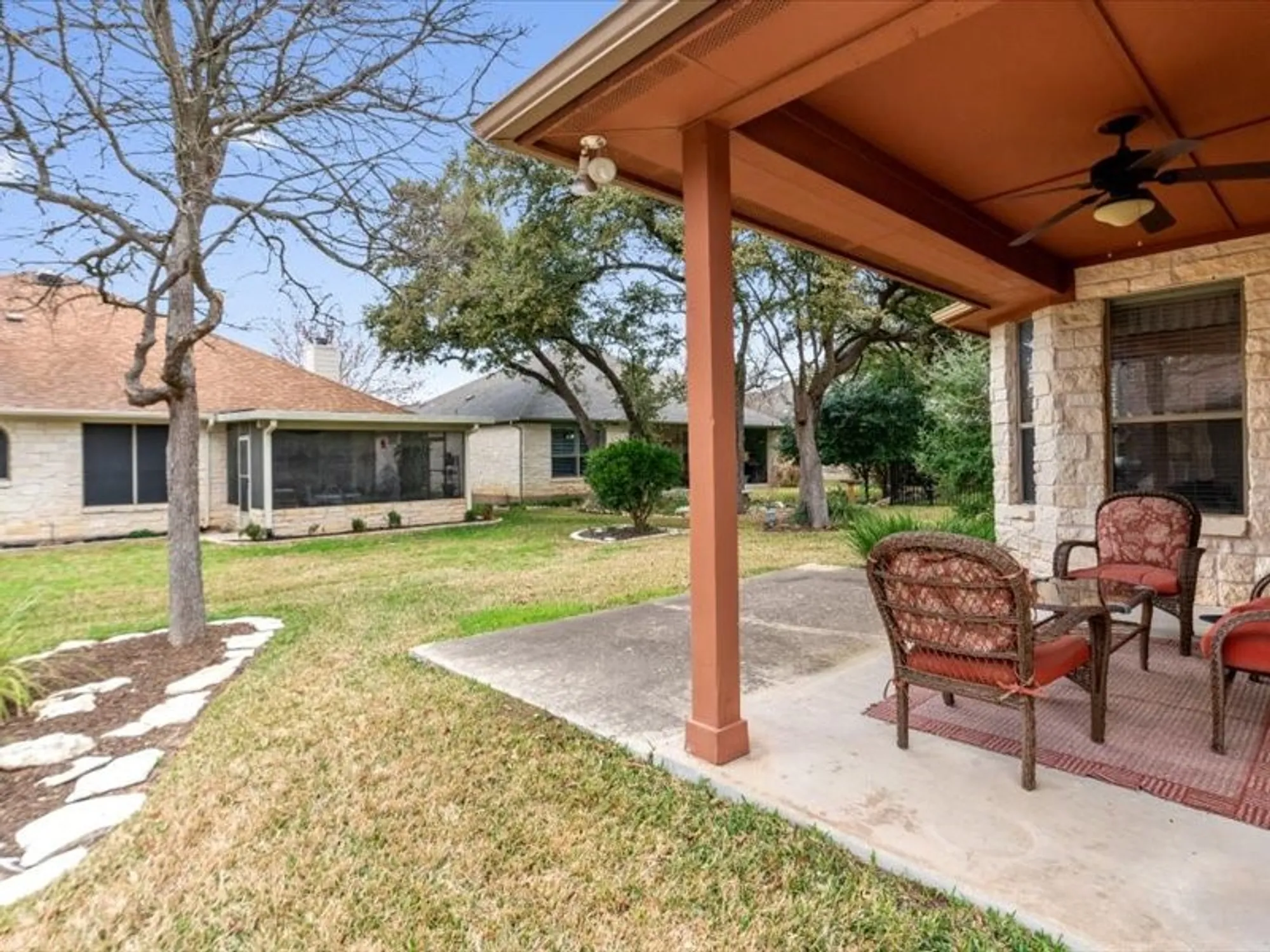 Property Slideshow image 28 of 29 | 909 big thicket st, Georgetown, TX, 78633
