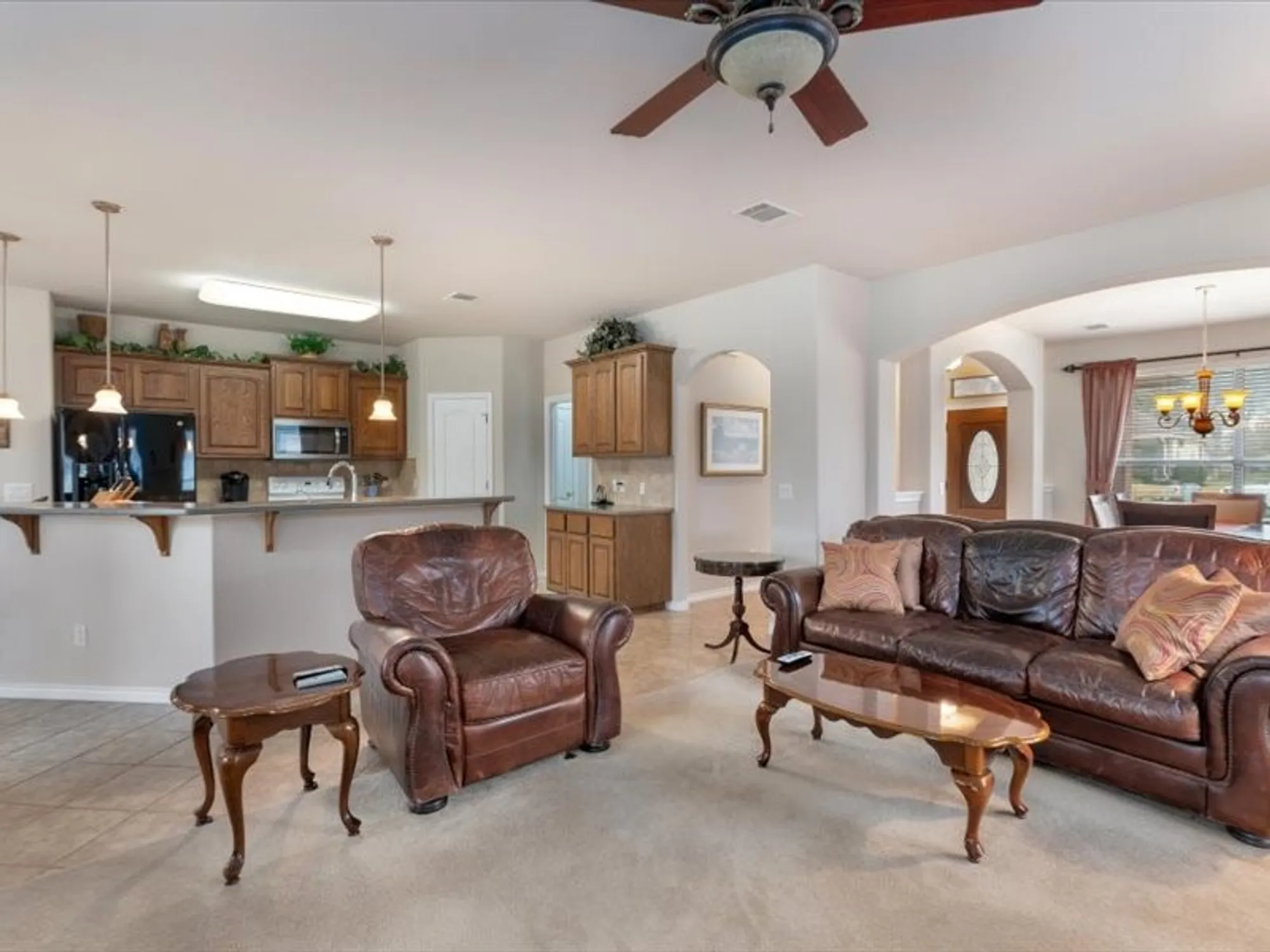 Property Slideshow image 8 of 29 | 909 big thicket st, Georgetown, TX, 78633