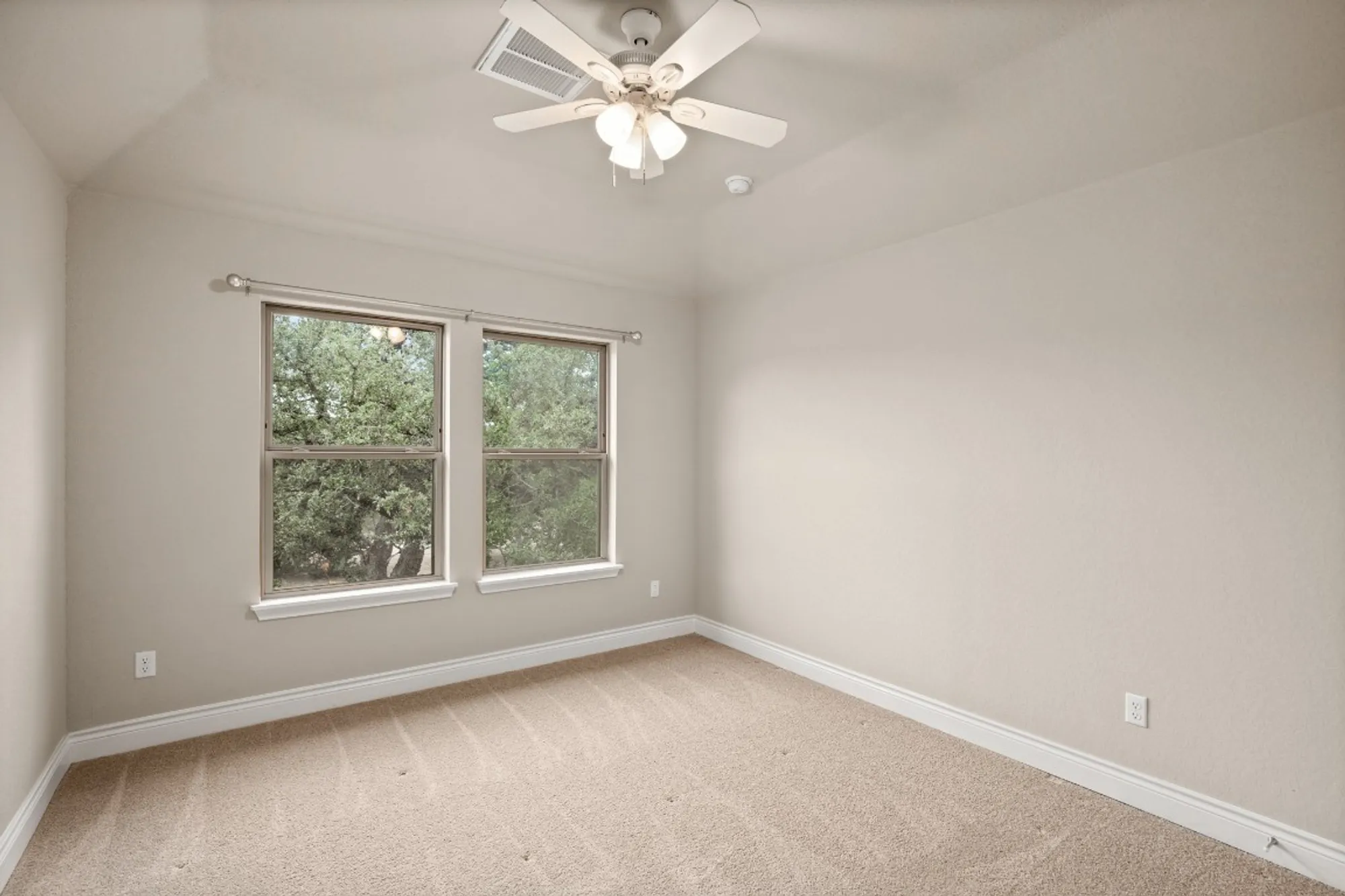 Property Slideshow image 26 of 34 | 1164 waddie way, New Braunfels, TX, 78132