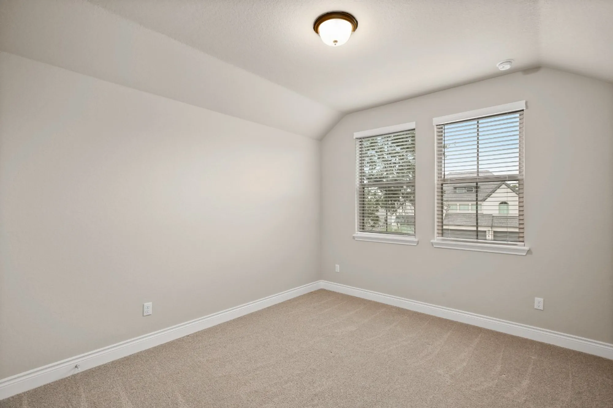 Property Slideshow image 29 of 34 | 1164 waddie way, New Braunfels, TX, 78132