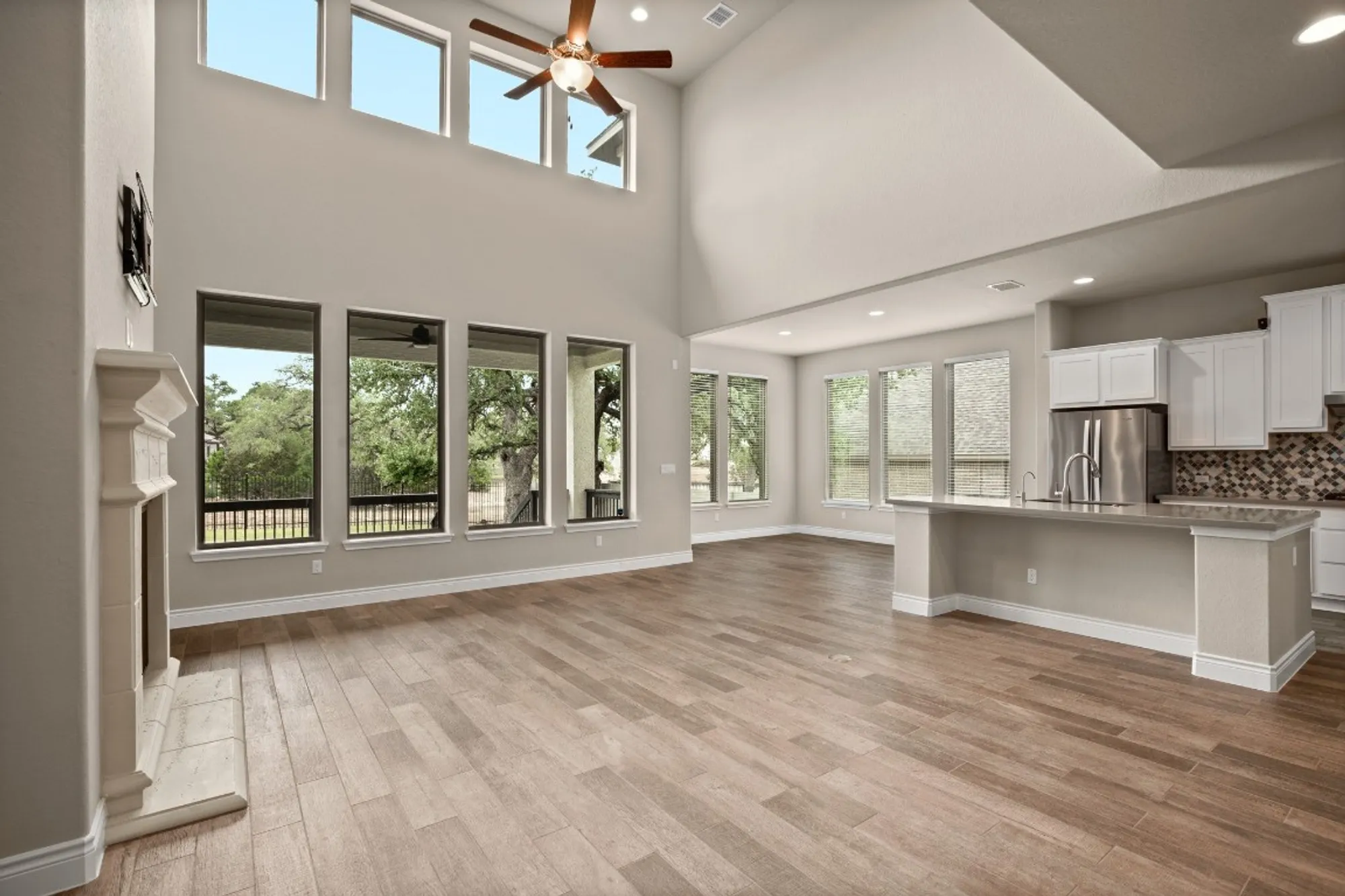 Property Slideshow image 4 of 34 | 1164 waddie way, New Braunfels, TX, 78132