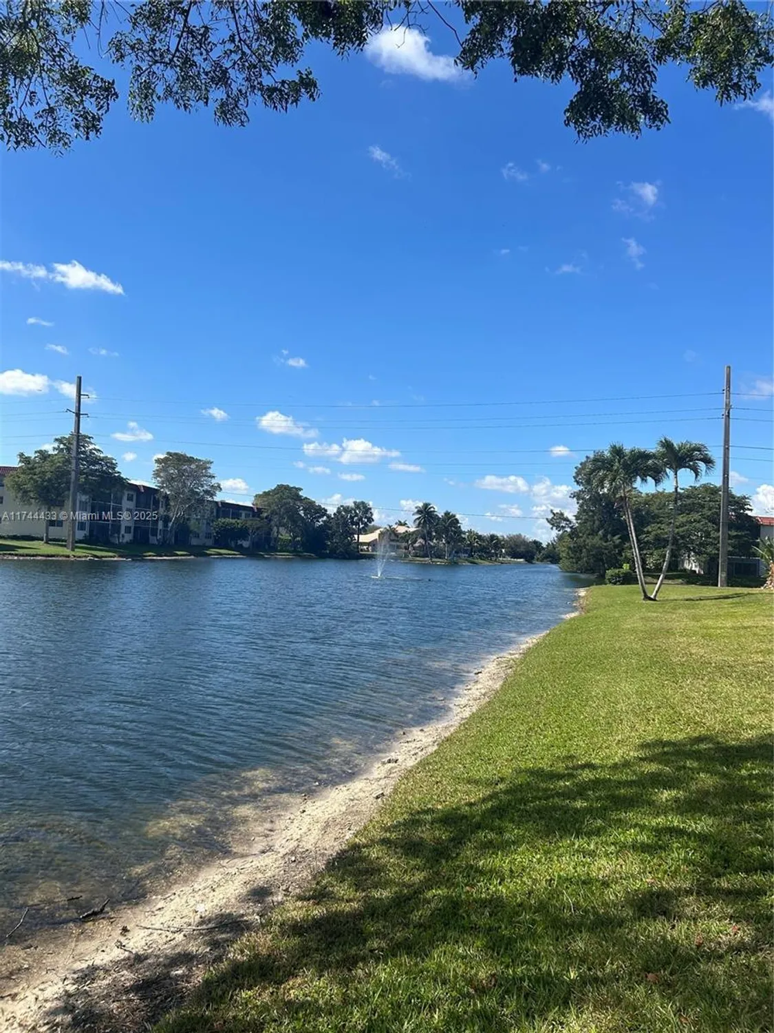 Property Slideshow image 14 of 34 | , Pembroke Pines, FL, 33025