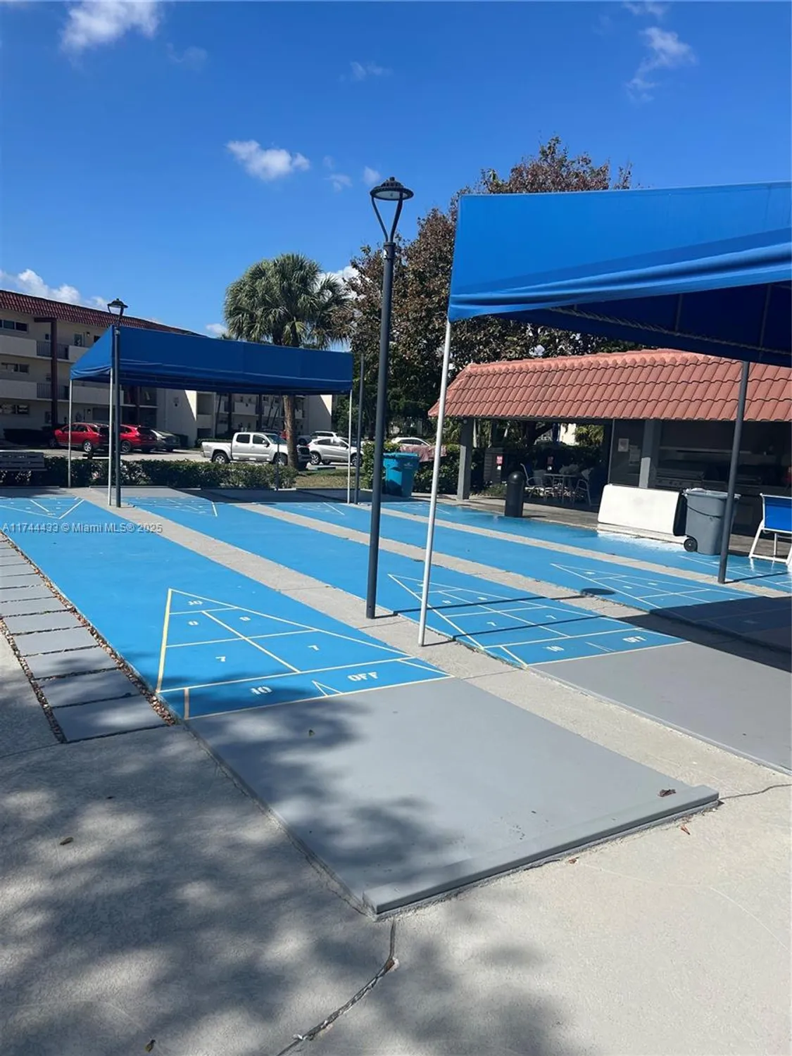 Property Slideshow image 18 of 34 | , Pembroke Pines, FL, 33025