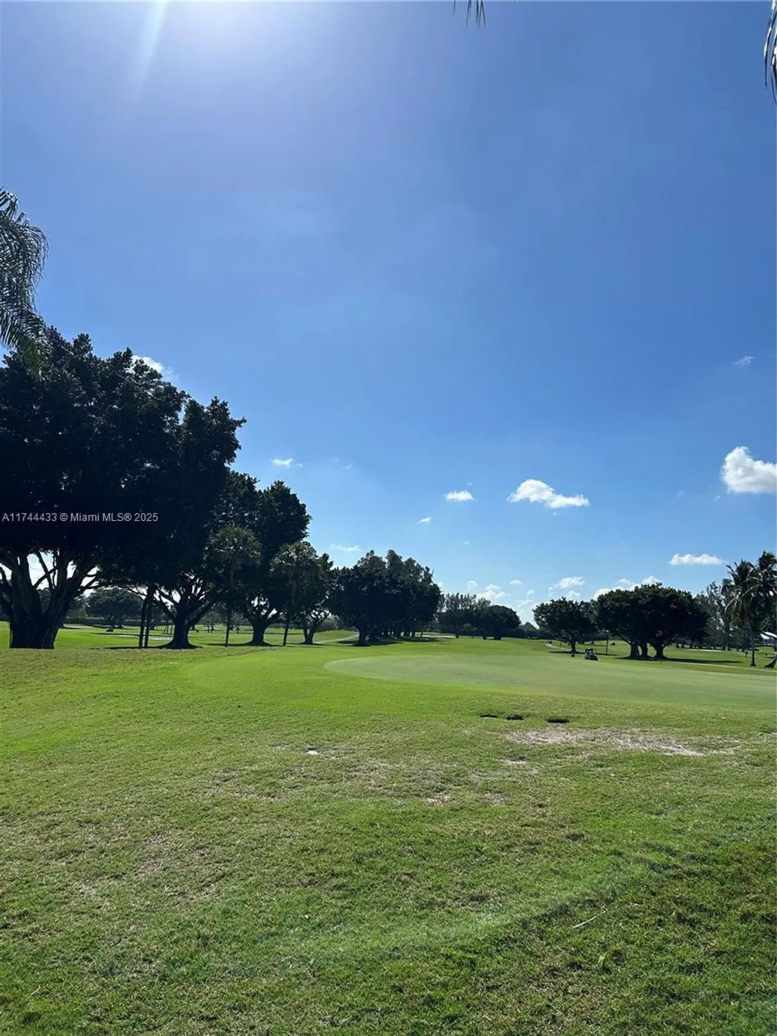 Property Slideshow image 28 of 34 | , Pembroke Pines, FL, 33025