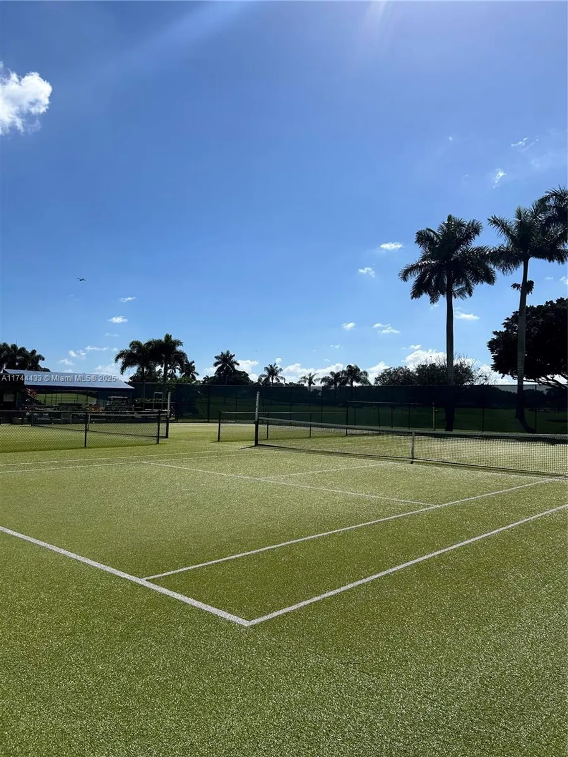 Property Slideshow image 31 of 34 | , Pembroke Pines, FL, 33025