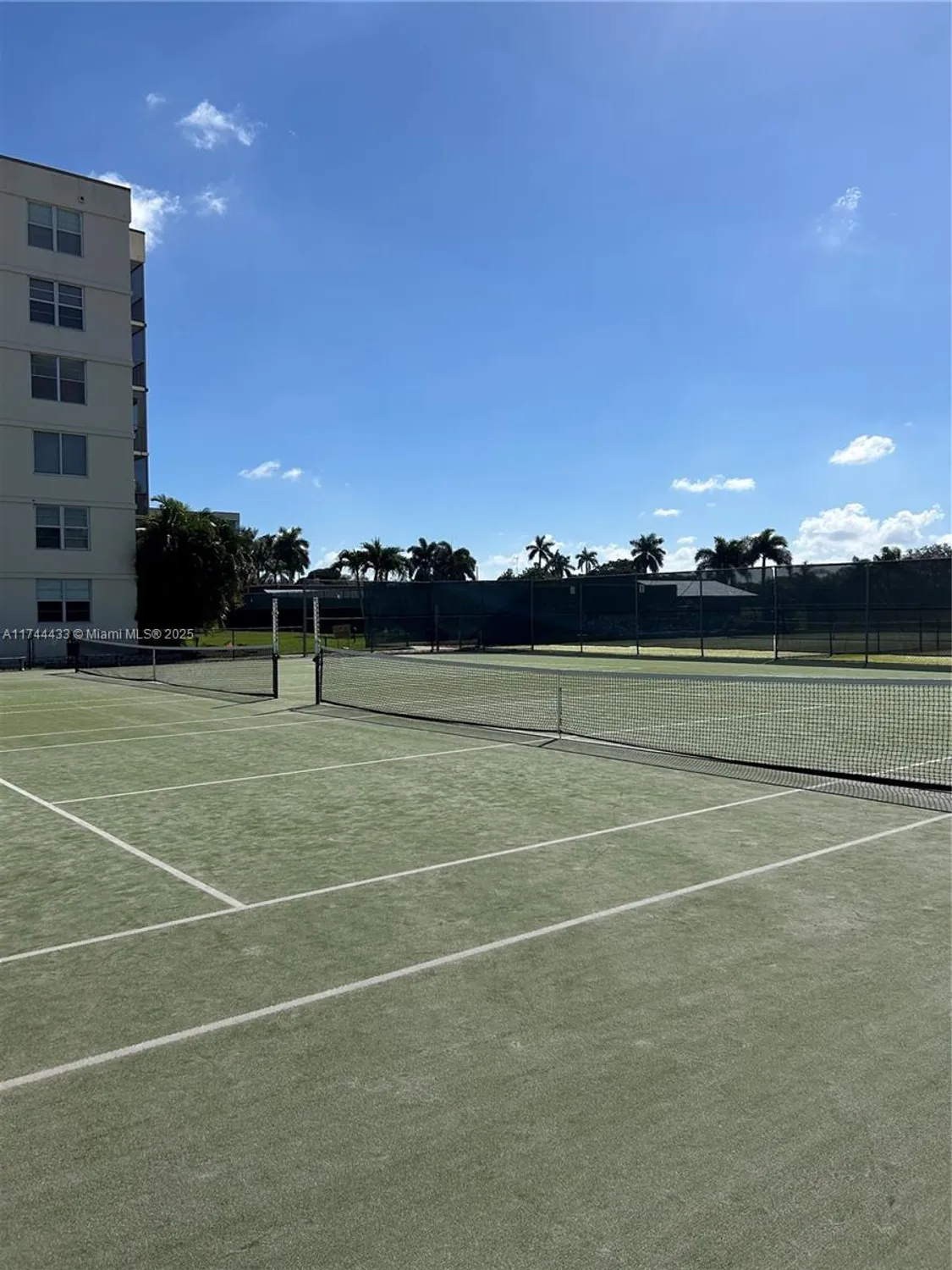 Property Slideshow image 33 of 34 | , Pembroke Pines, FL, 33025