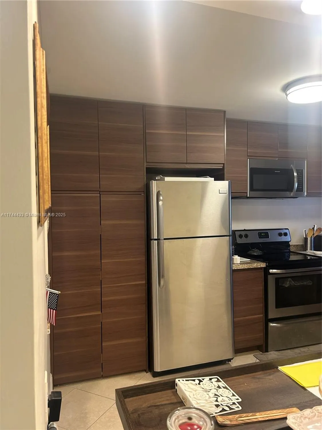 Property Slideshow image 7 of 34 | , Pembroke Pines, FL, 33025