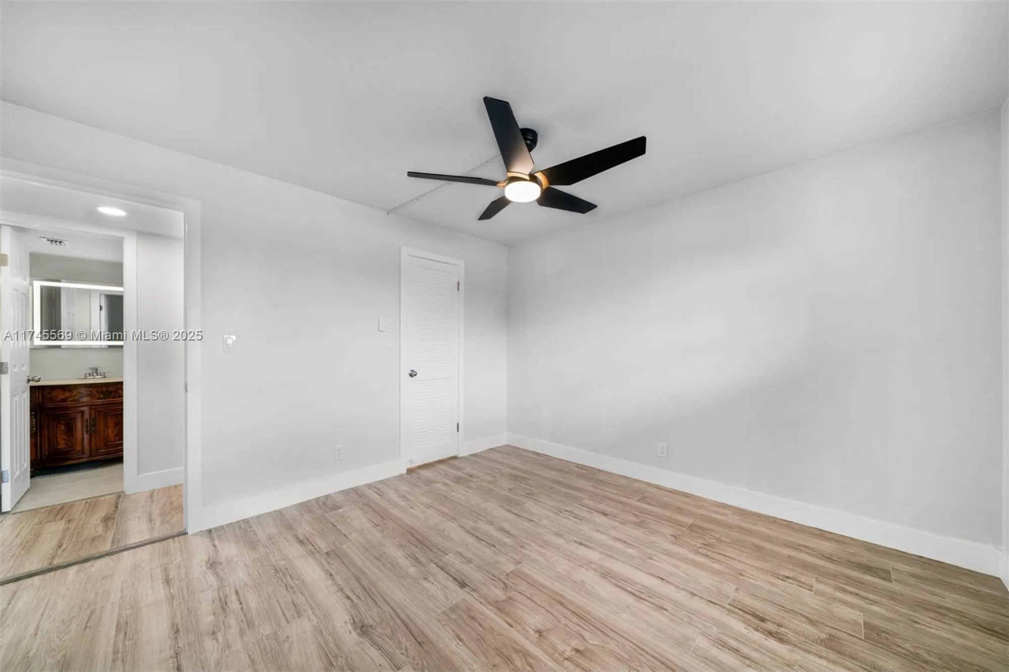 Property Slideshow image 6 of 22 | 8901 s hollybrook blvd 109, Pembroke Pines, FL, 33025