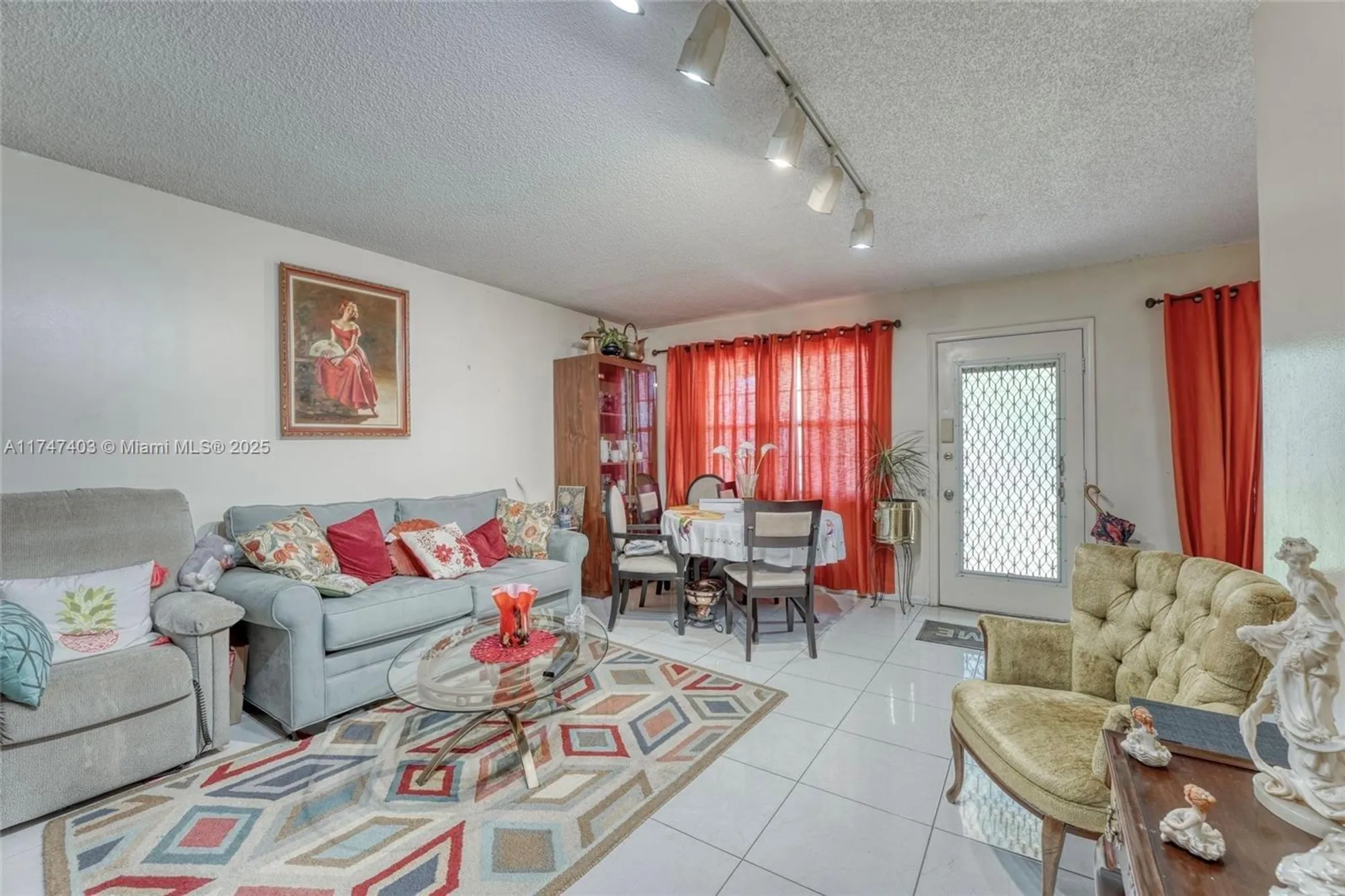 Property Slideshow image 4 of 13 | 13500 sw 1st st 202u, Pembroke Pines, FL, 33027